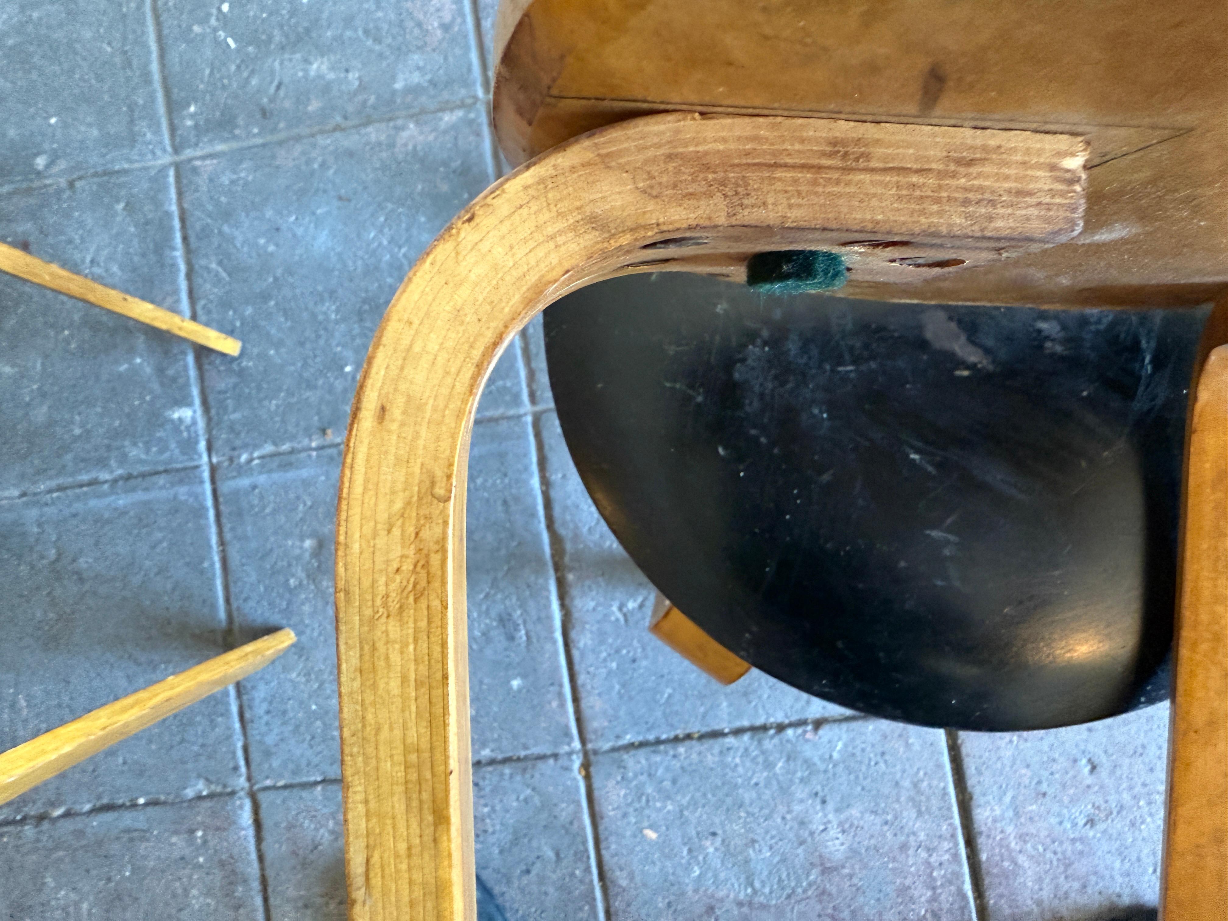 Mid-20th Century Rare Set of 5 1940s Alvar Aalto 60 Birch Nesting stools For Sale