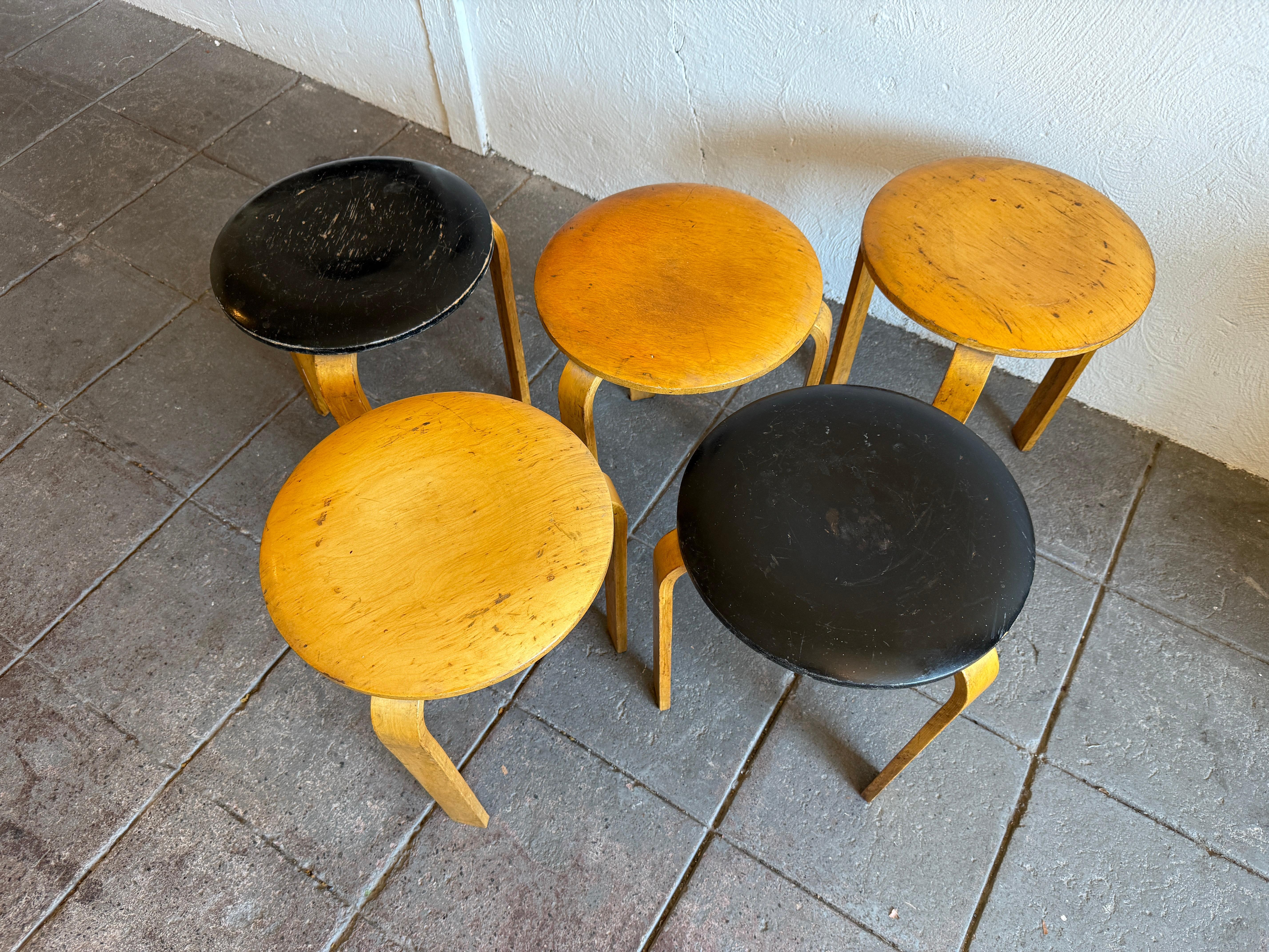 Rare Set of 5 1940s Alvar Aalto 60 Birch Nesting stools For Sale 1