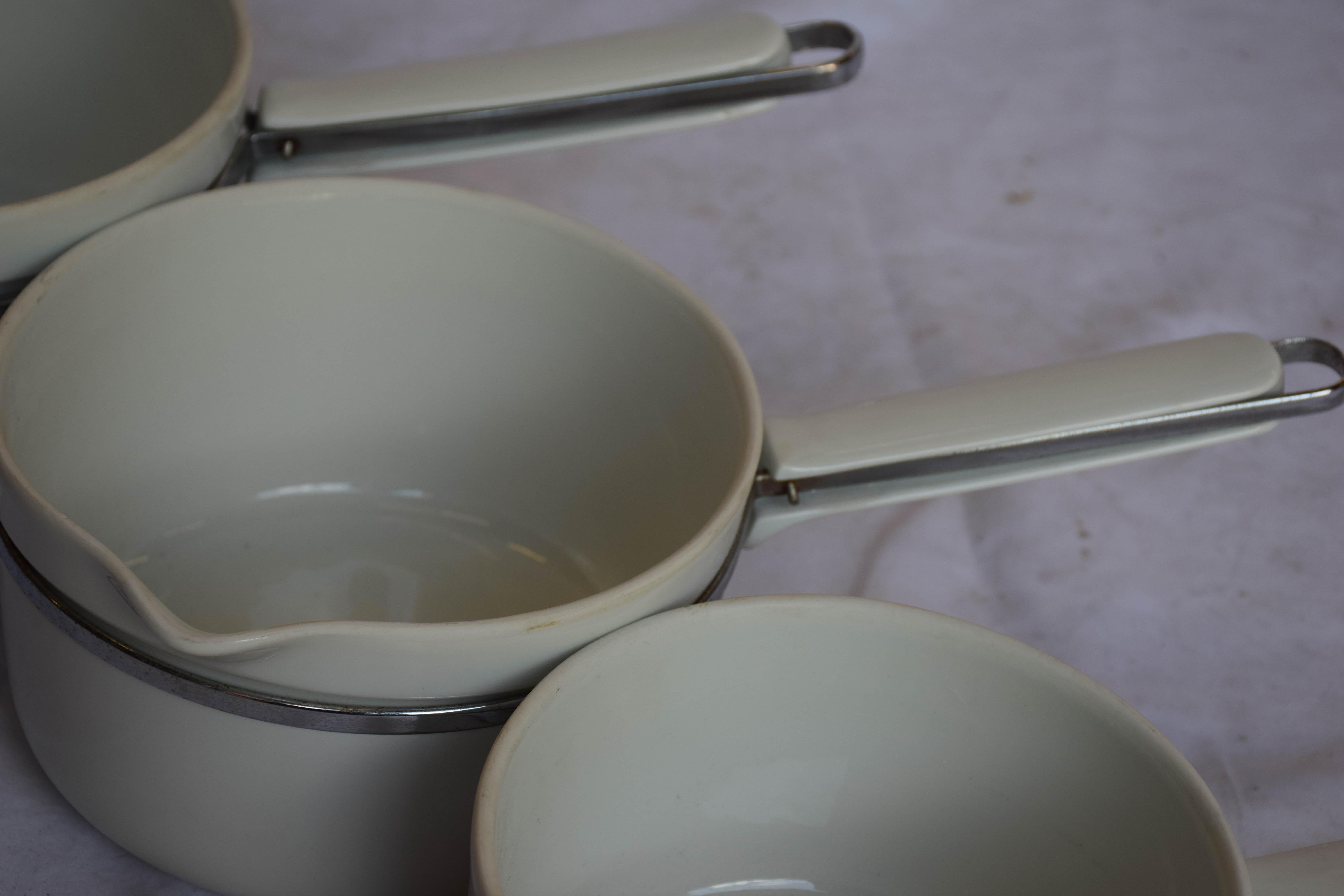 Rare ensemble de 5 pots Frugier Limoges France estampillés Aluminite 7