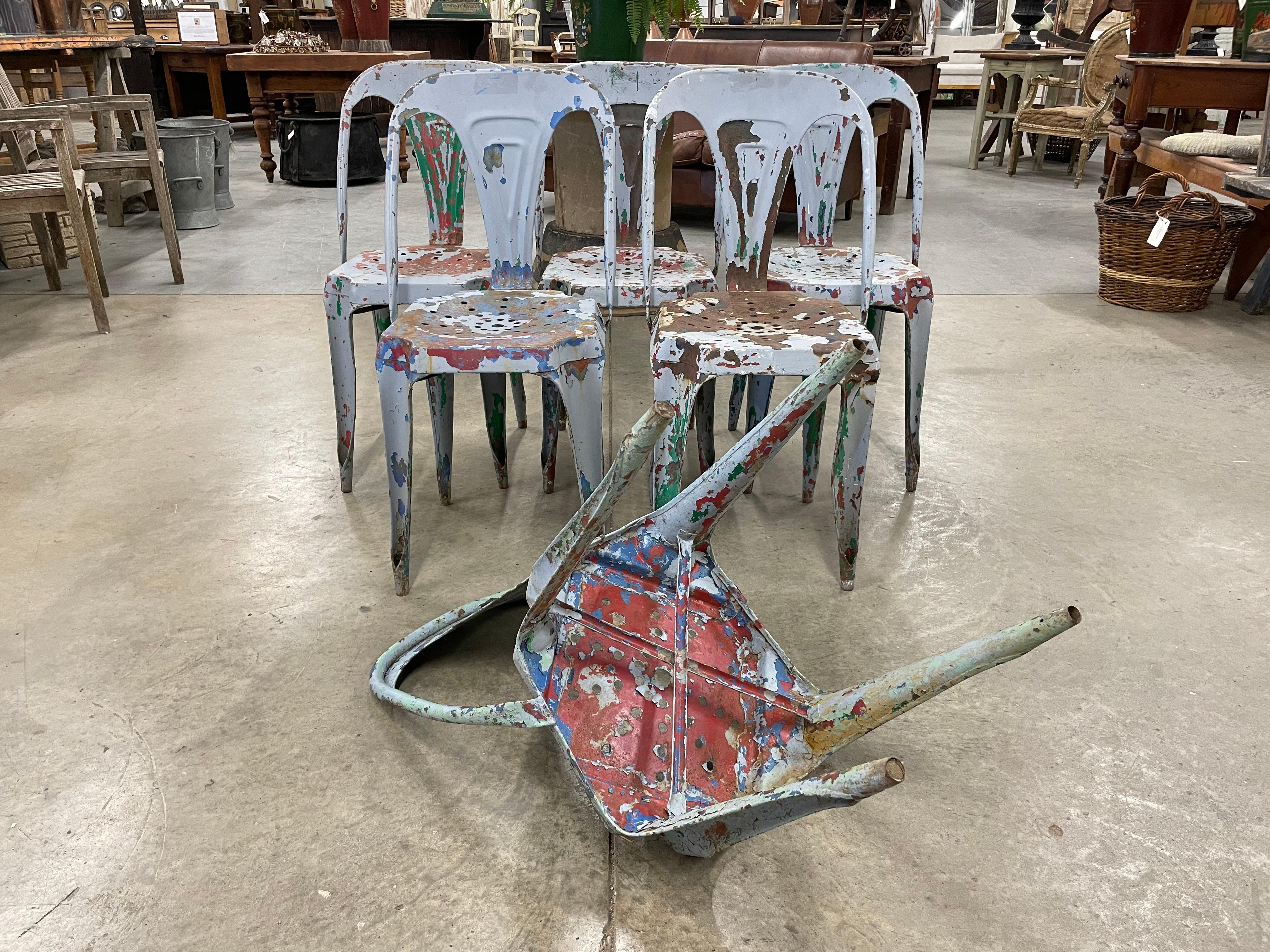 Pressed Rare Set of 6 1940s Multipl’s Metal Chairs For Sale