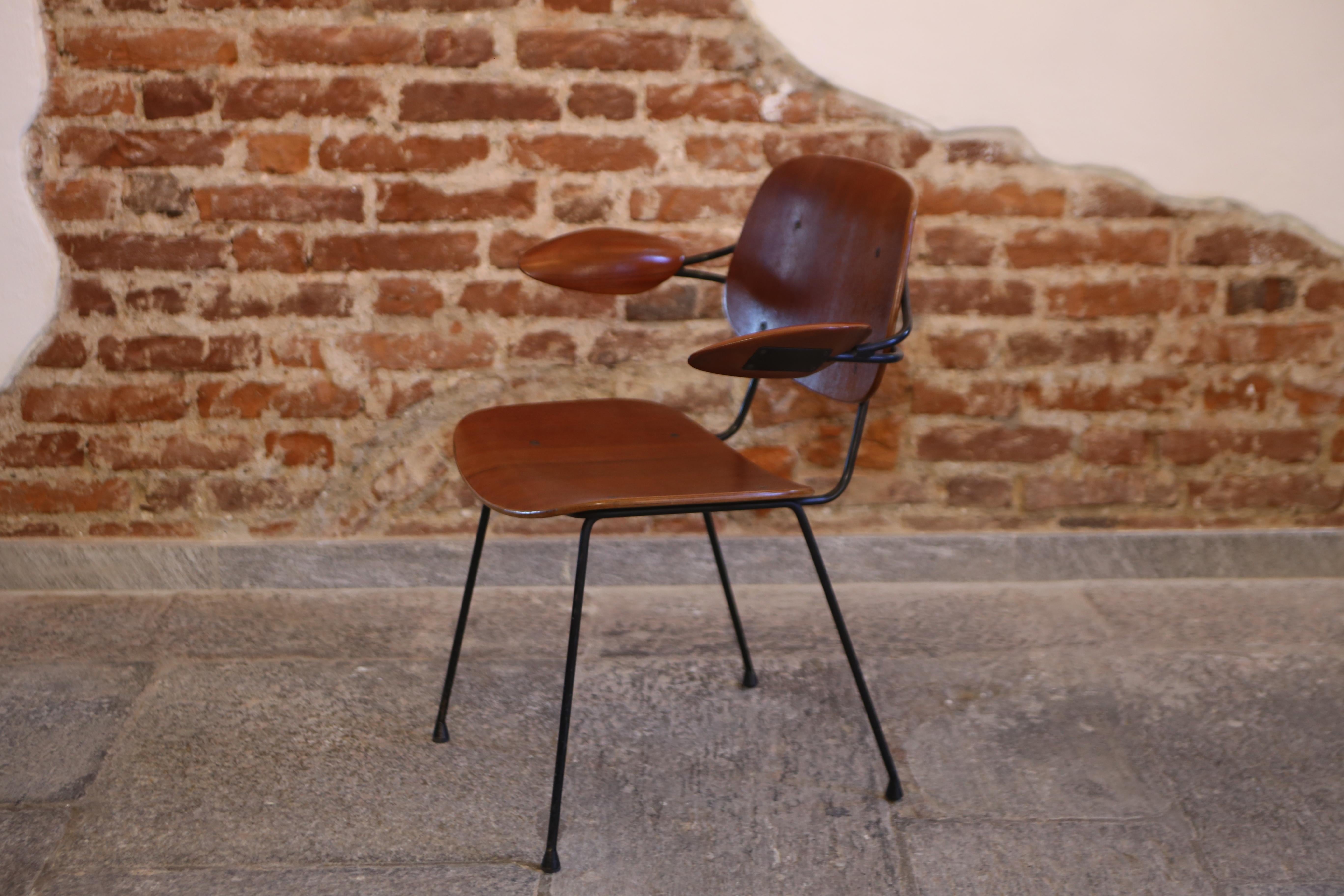 Autre Rare ensemble de 6 fauteuils de Carlo Hauner pour Forma. Italie, à partir des années 1950 en vente