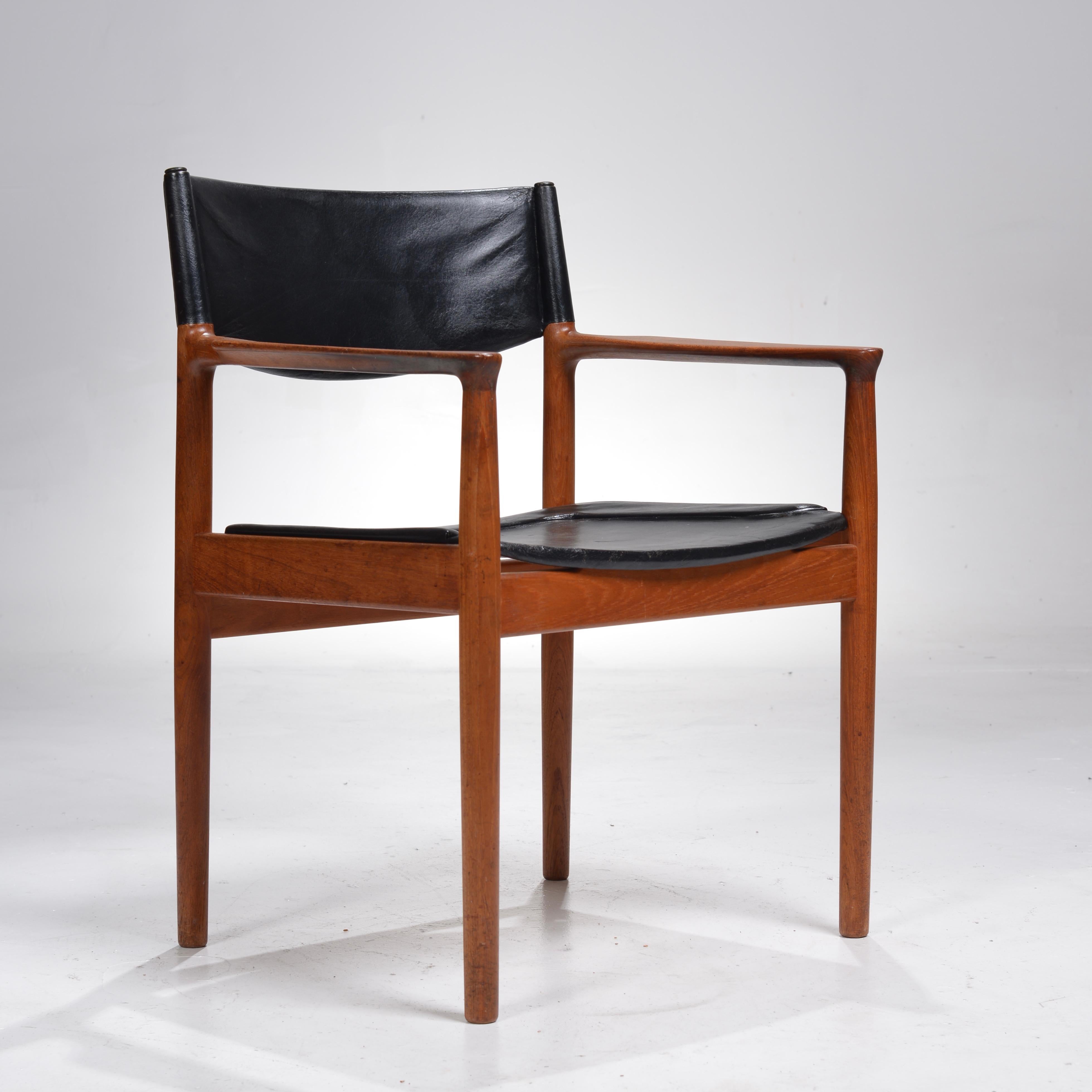 Rare Set of 6 Dining Chairs by Erik Wørts in Teak and Leather In Good Condition For Sale In Los Angeles, CA