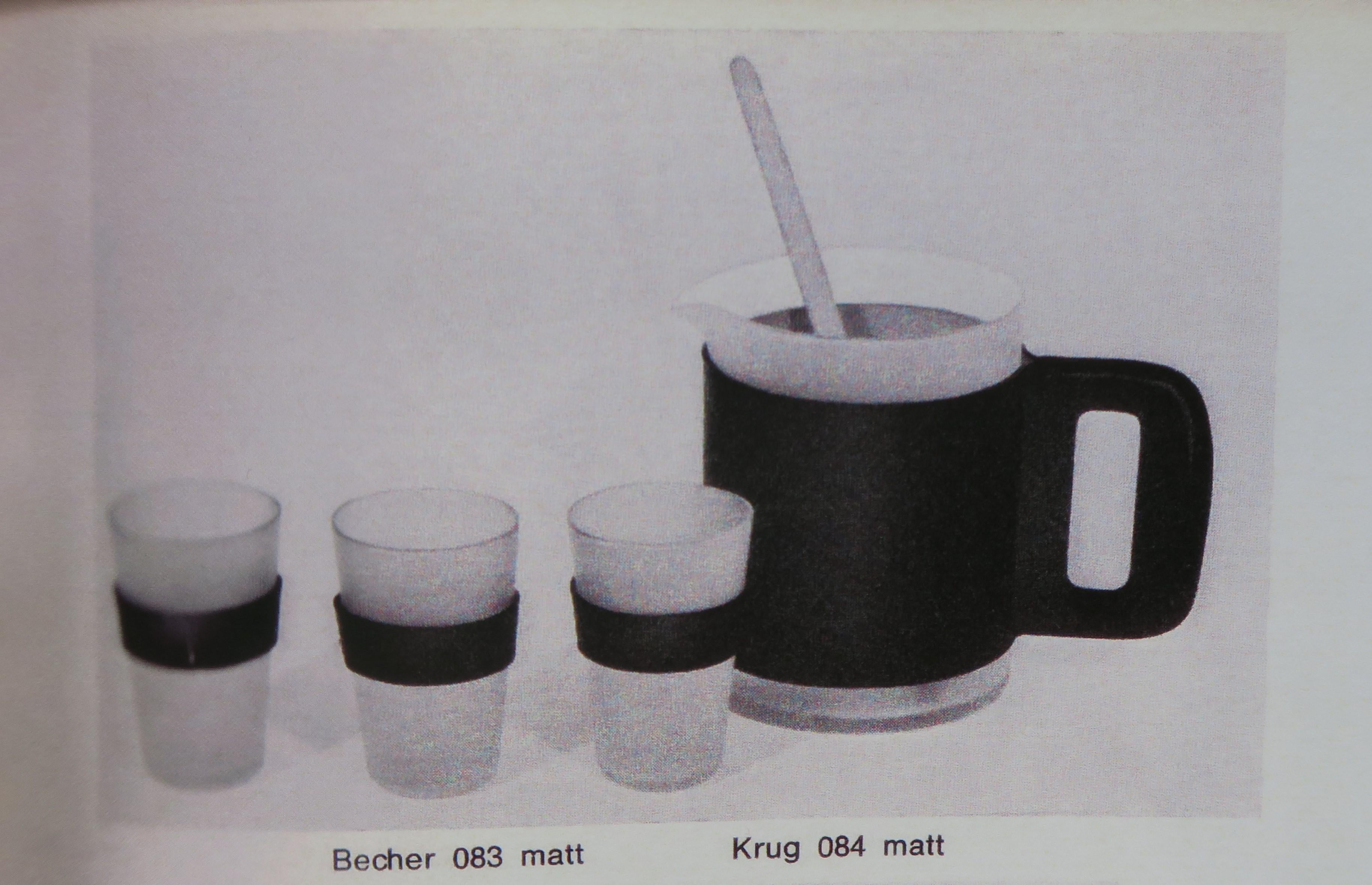 Rare ensemble de 6 verres, pichet, plateau et gobelet en bambou du designer Carl Aubock en vente 3