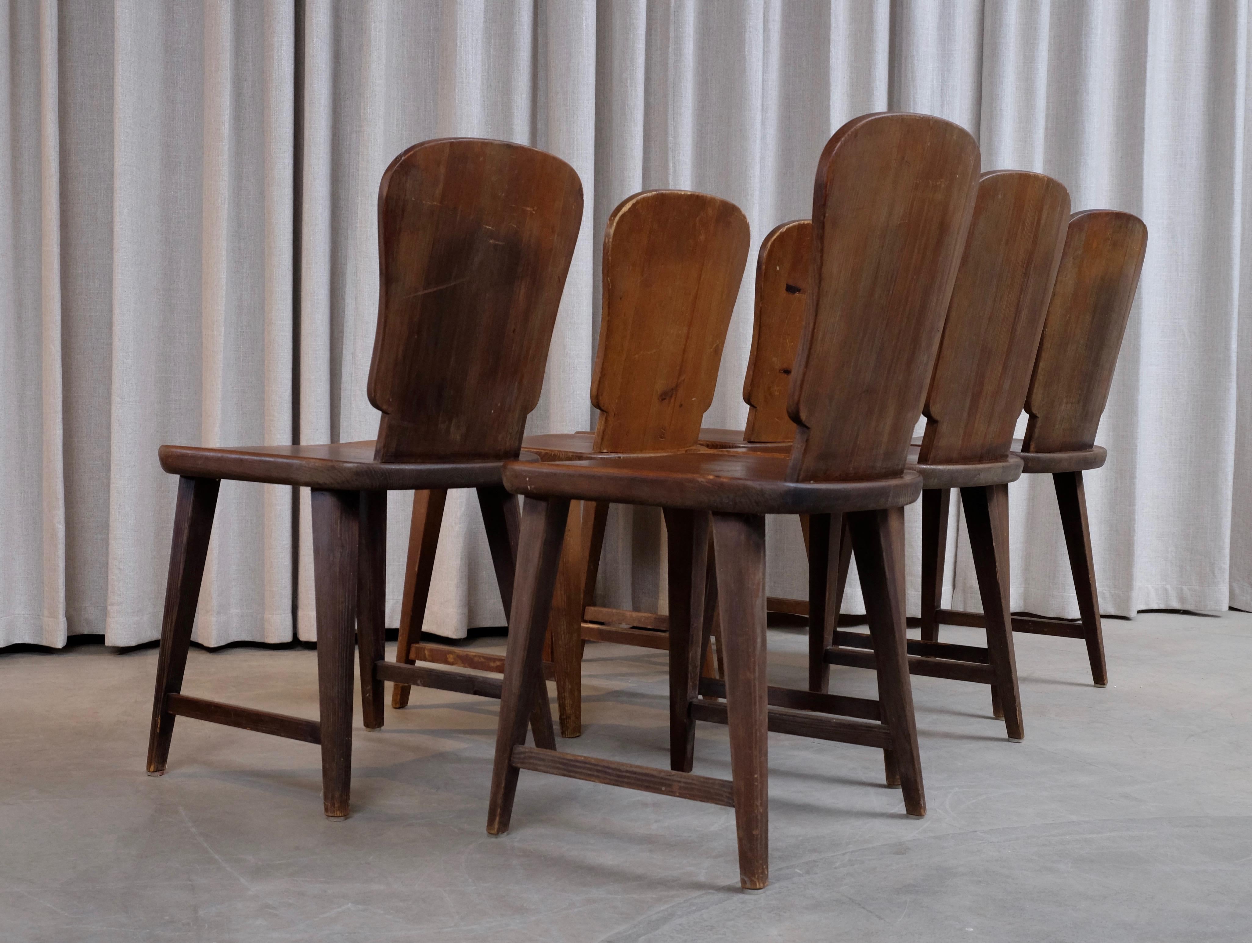 Rare Set of 6 Swedish Pine Chairs, 1940s 4