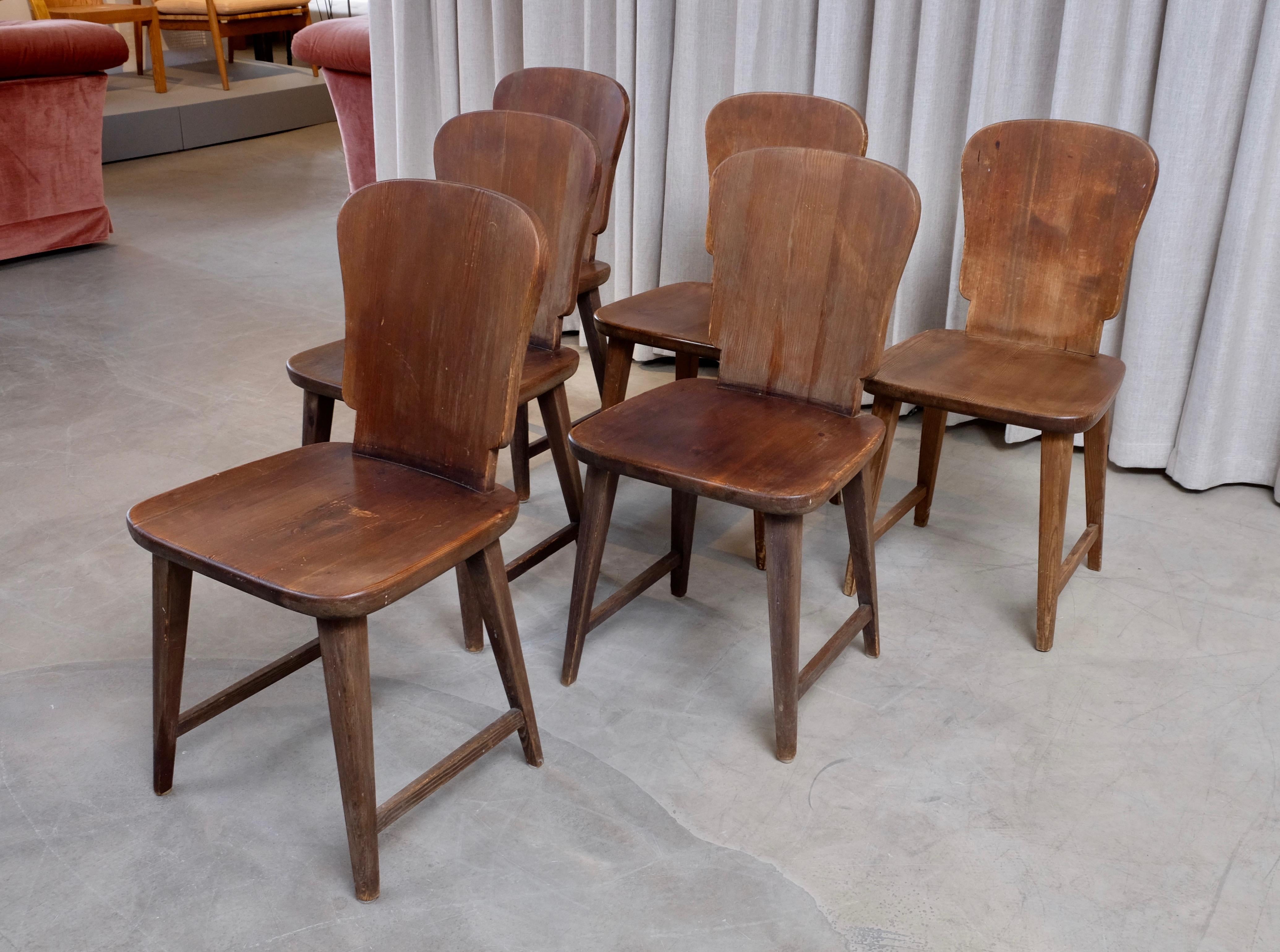 Rare Set of 6 Swedish Pine Chairs, 1940s 3