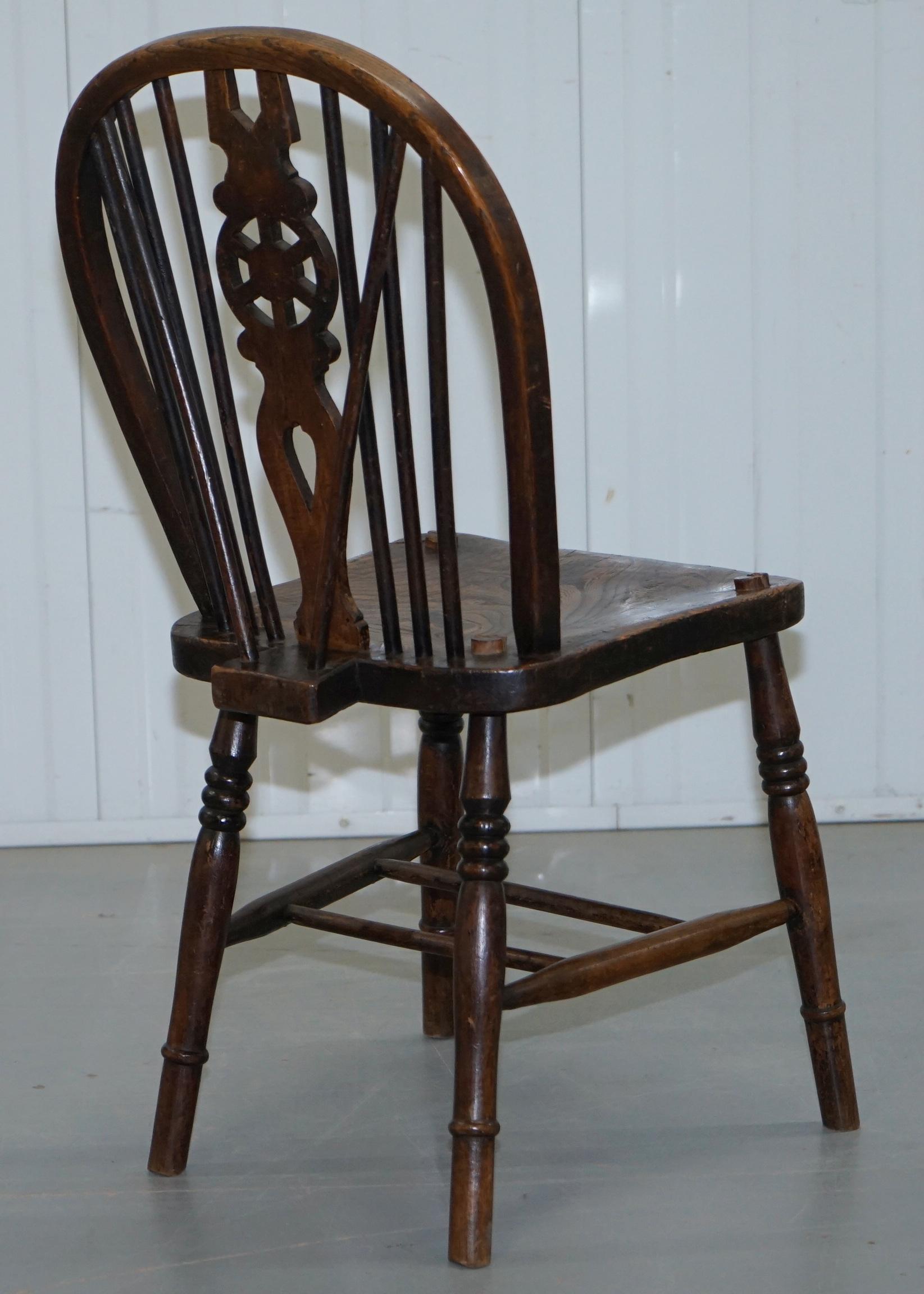 Rare Set of 6 Victorian 1840 Hoop Back Windsor Chairs High Wycombe, England 2
