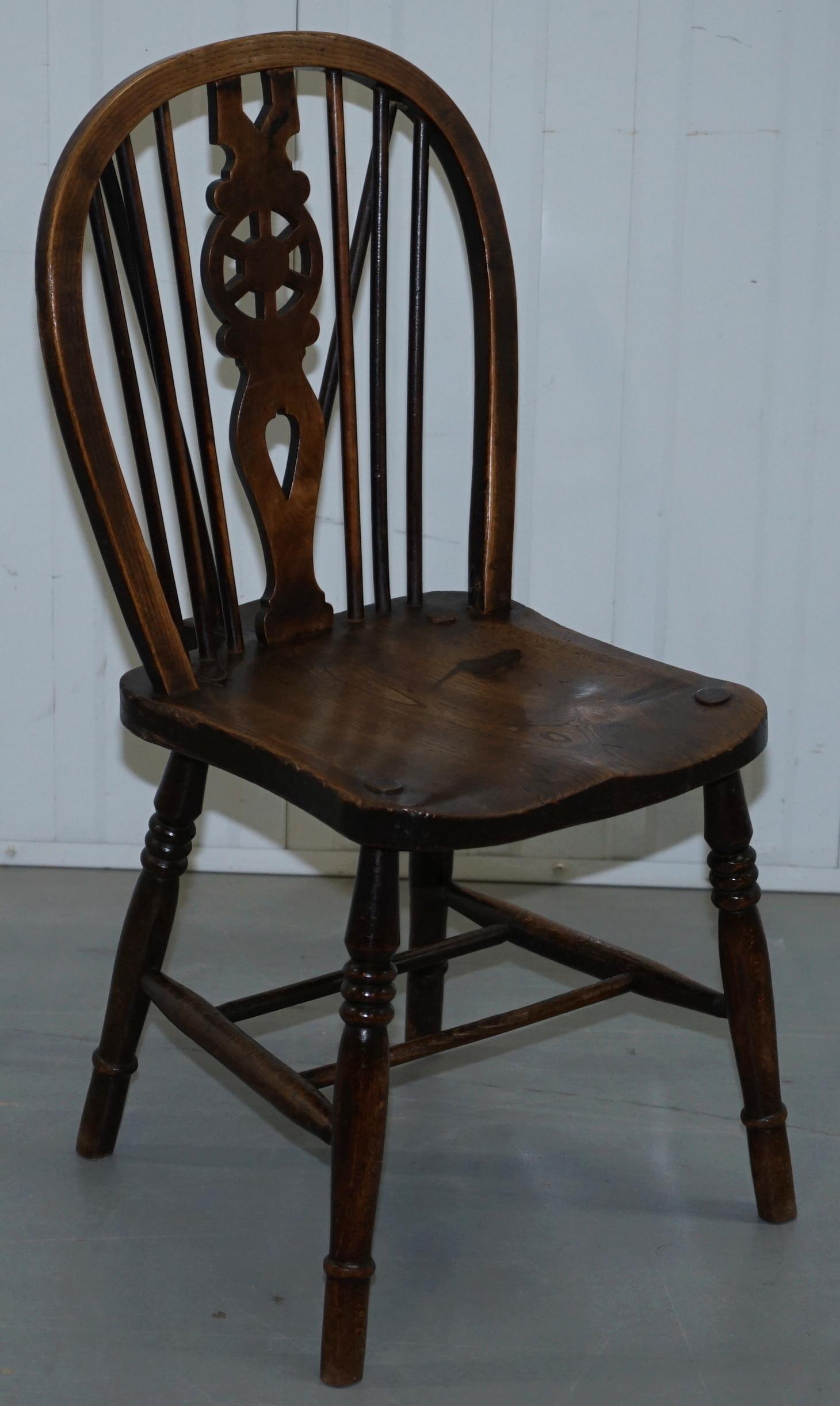 Rare Set of 6 Victorian 1840 Hoop Back Windsor Chairs High Wycombe, England 11