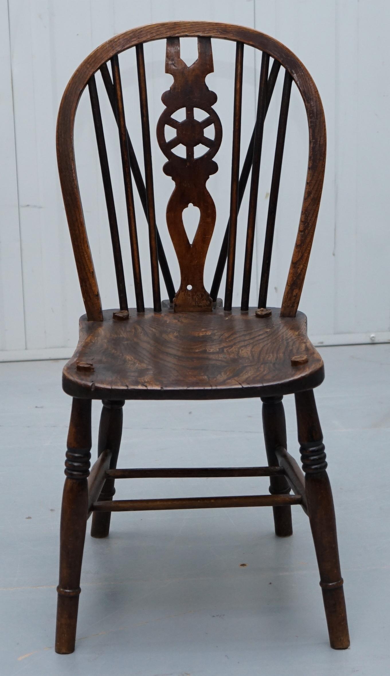 Early Victorian Rare Set of 6 Victorian 1840 Hoop Back Windsor Chairs High Wycombe, England