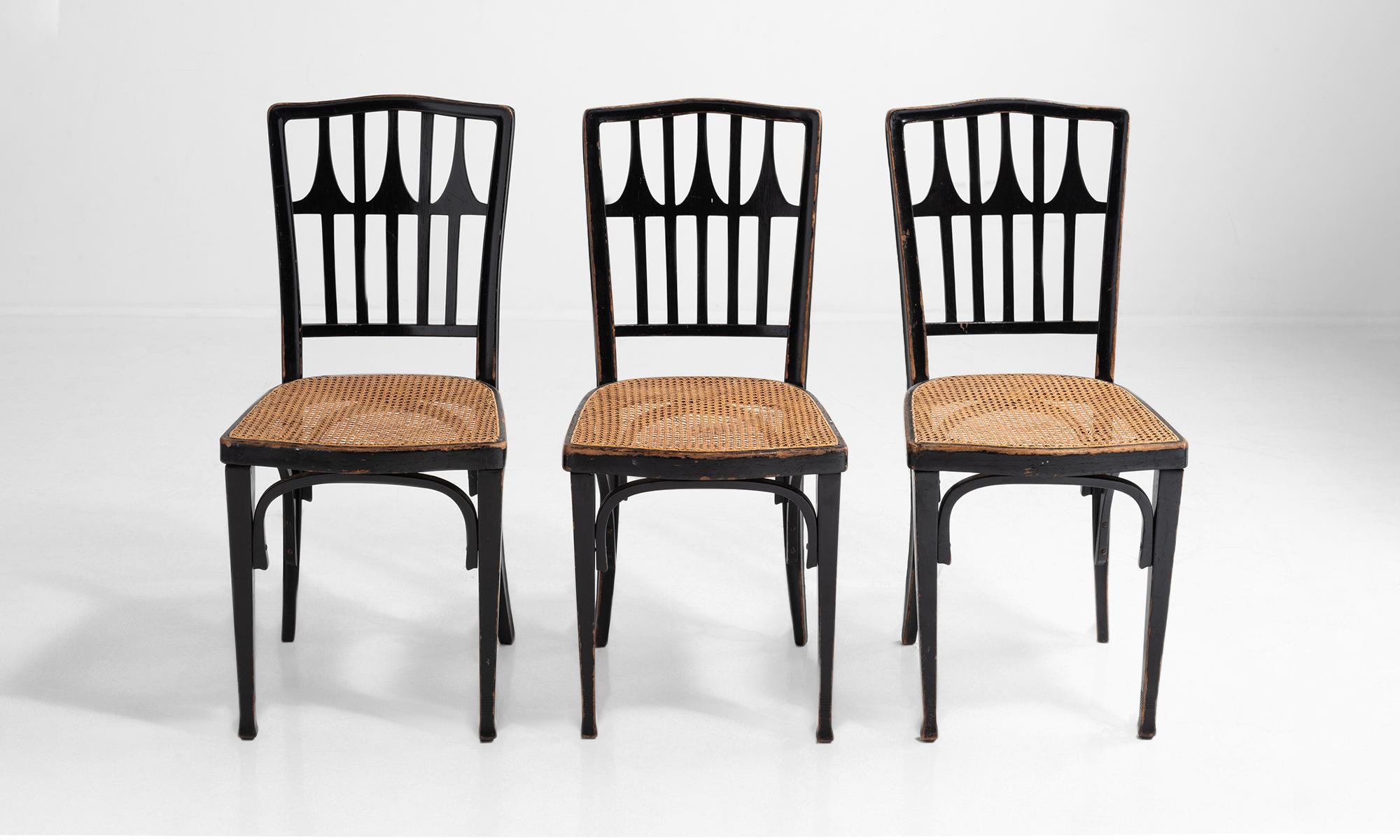 Rare Set of '6' Viennese Secessionist Chairs In Good Condition In Culver City, CA