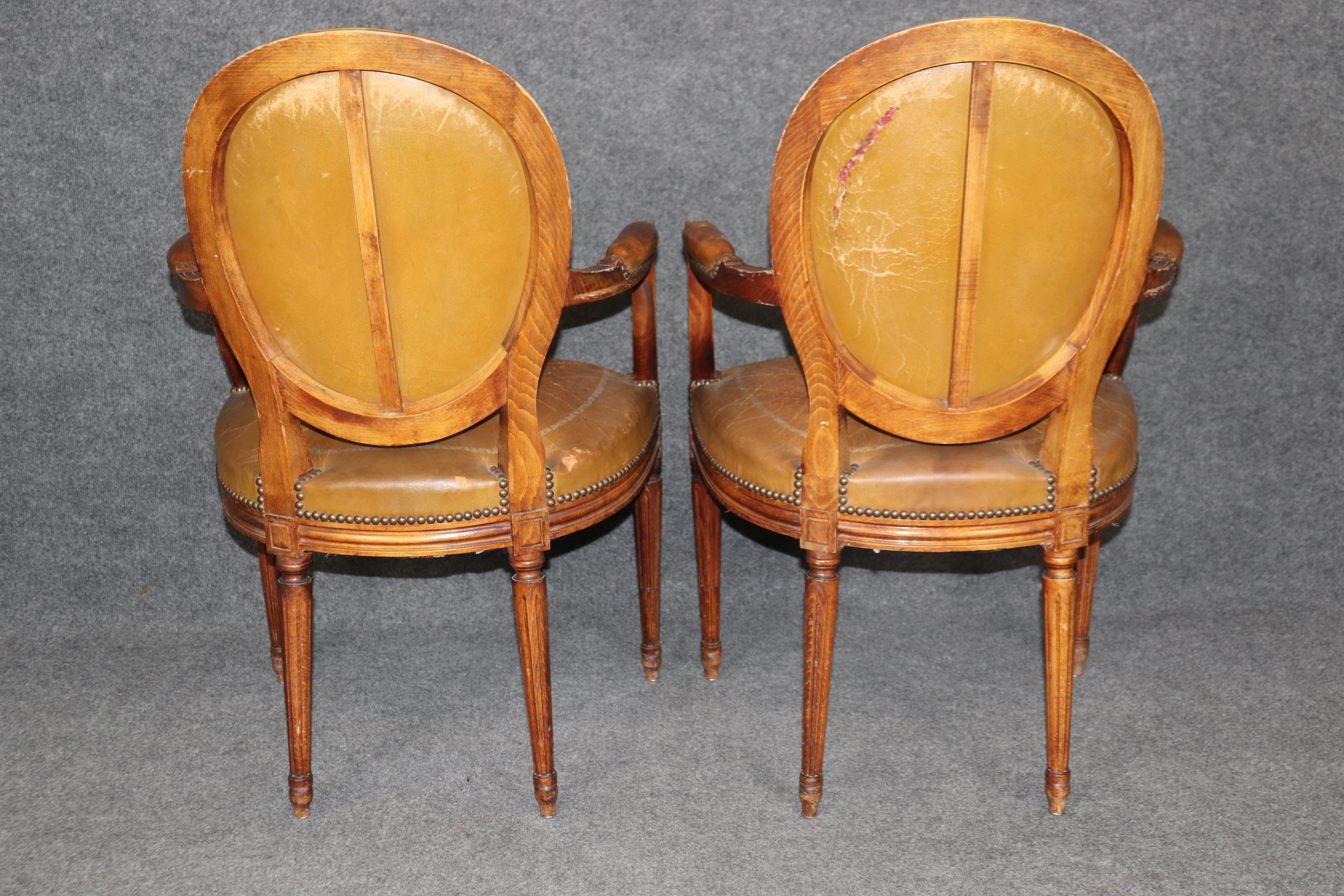 Early 20th Century Rare Set of 8 Leather French Cameo Back Maison Jansen Style Dining Chairs For Sale