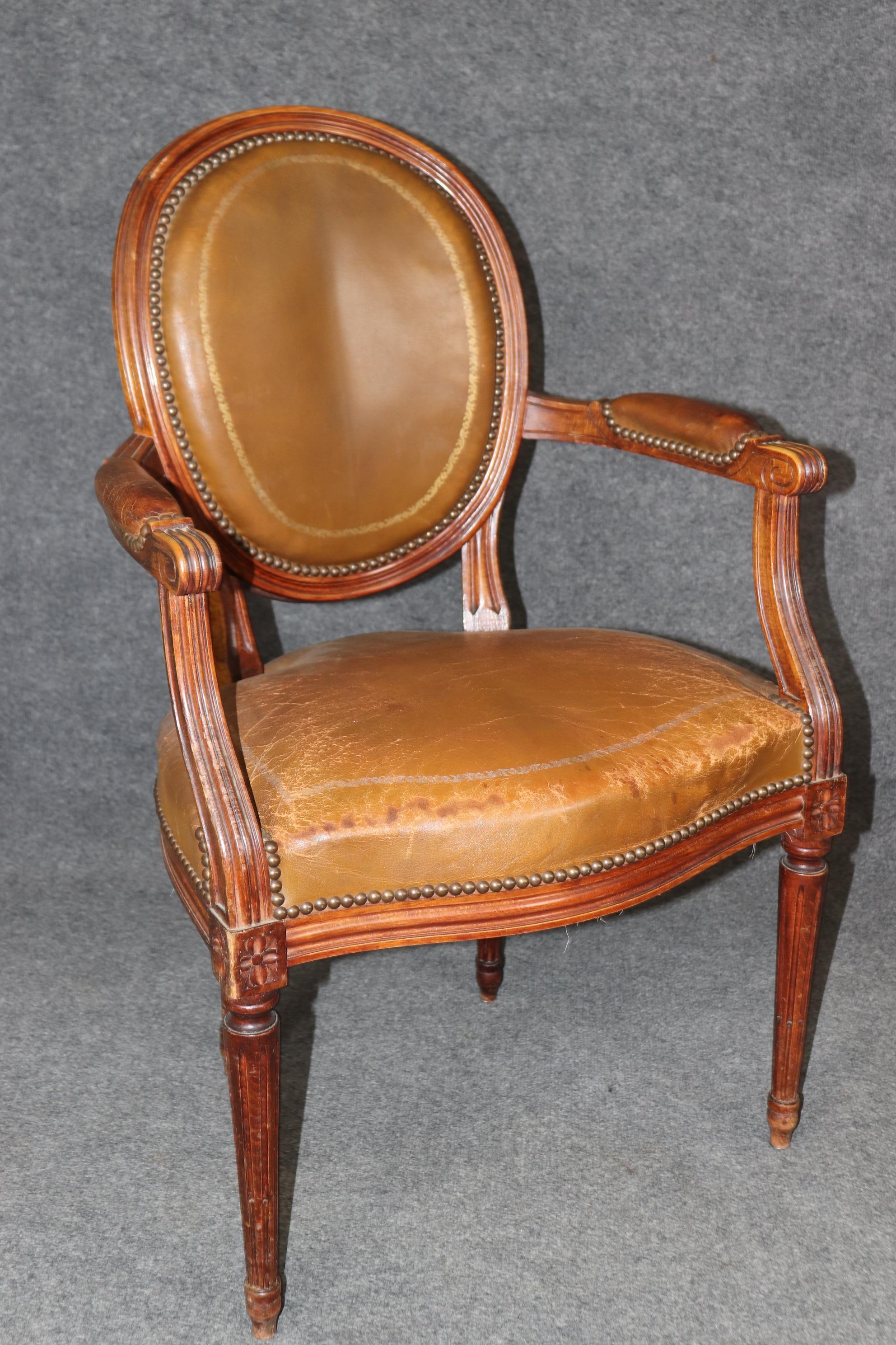 Rare Set of 8 Leather French Cameo Back Maison Jansen Style Dining Chairs For Sale 2
