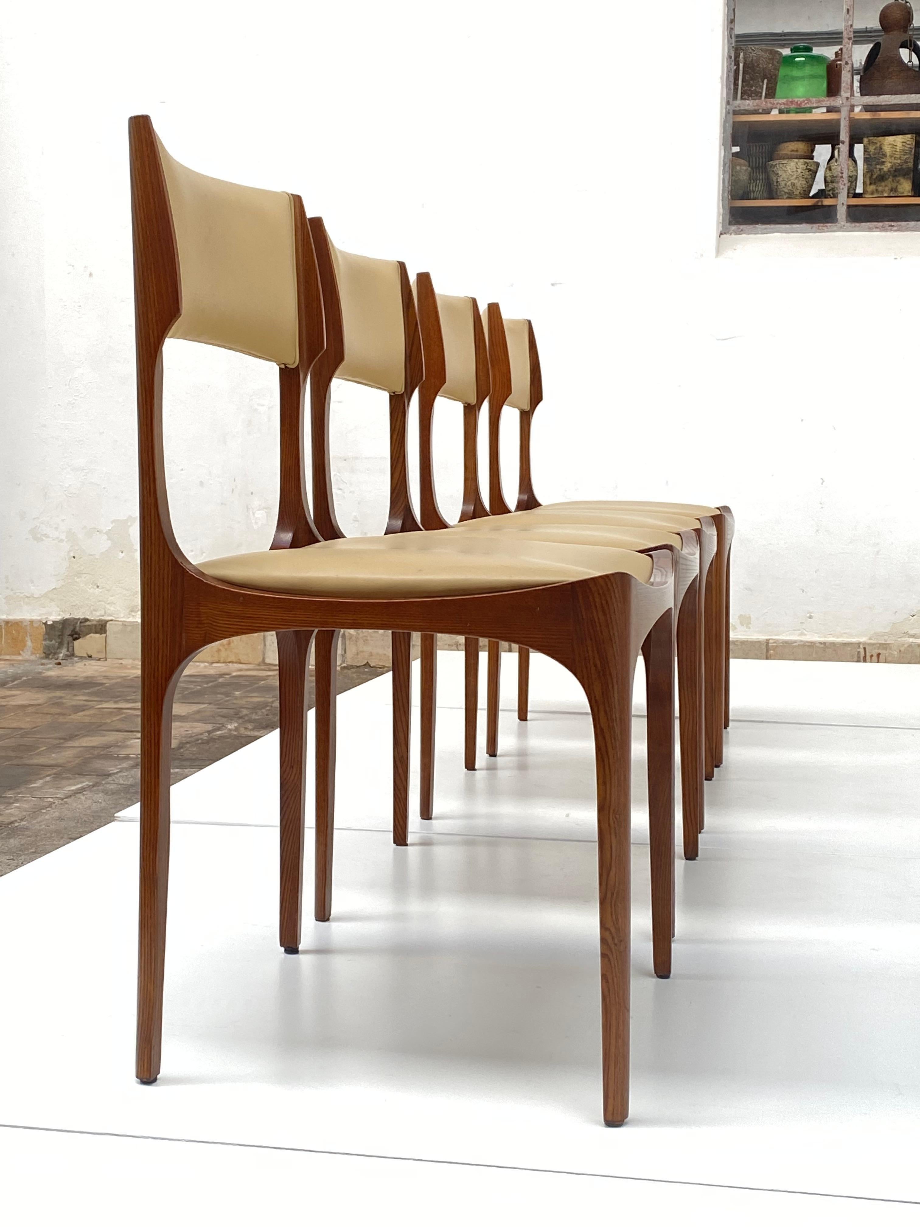 Mid-Century Modern Rare Set of 8 Leather Giuseppe Gibelli 'Elisabetta' Chairs, Sormani, Italy, 1962