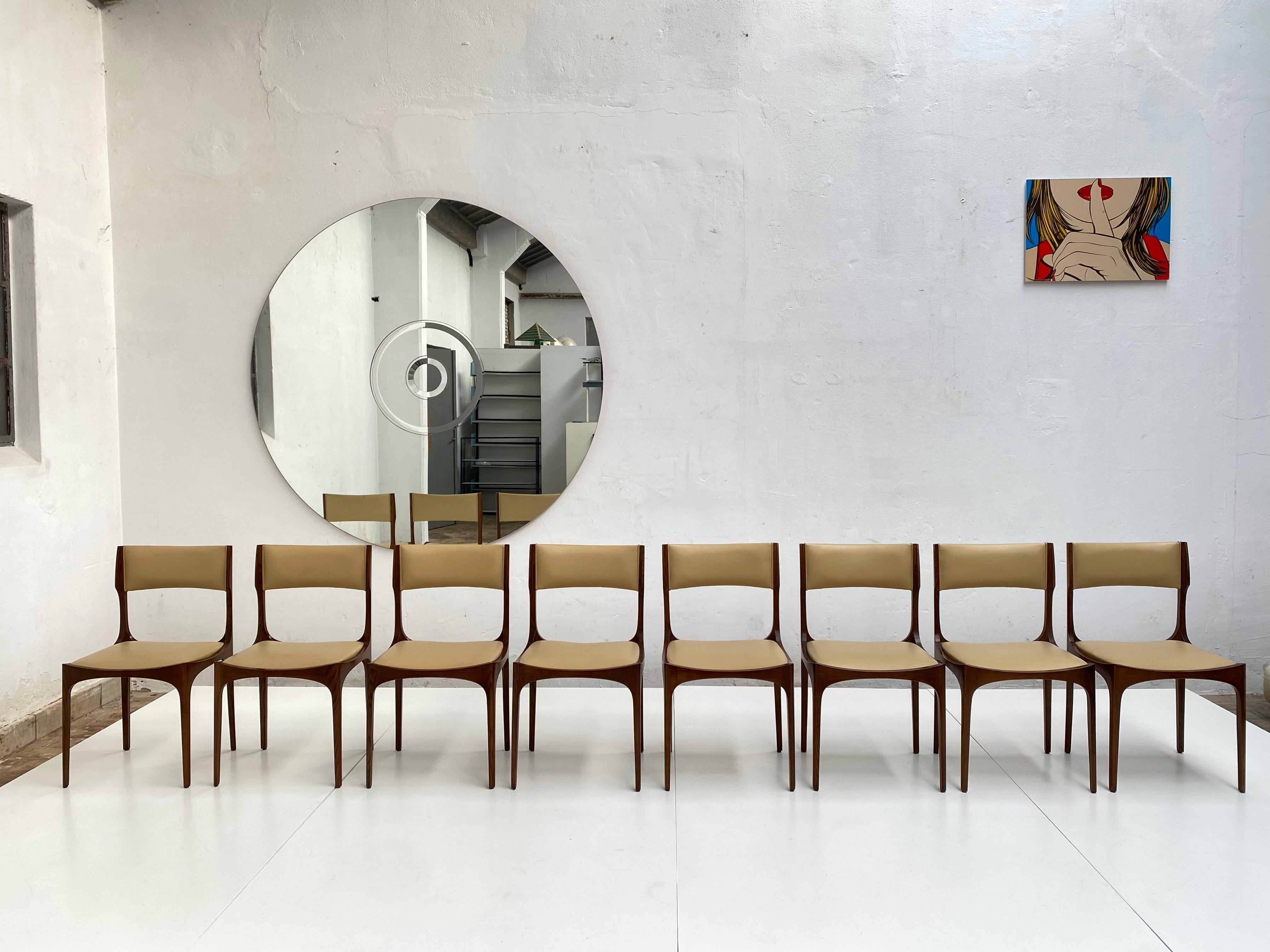 Mid-20th Century Rare Set of 8 Leather Giuseppe Gibelli 'Elisabetta' Chairs, Sormani, Italy, 1962