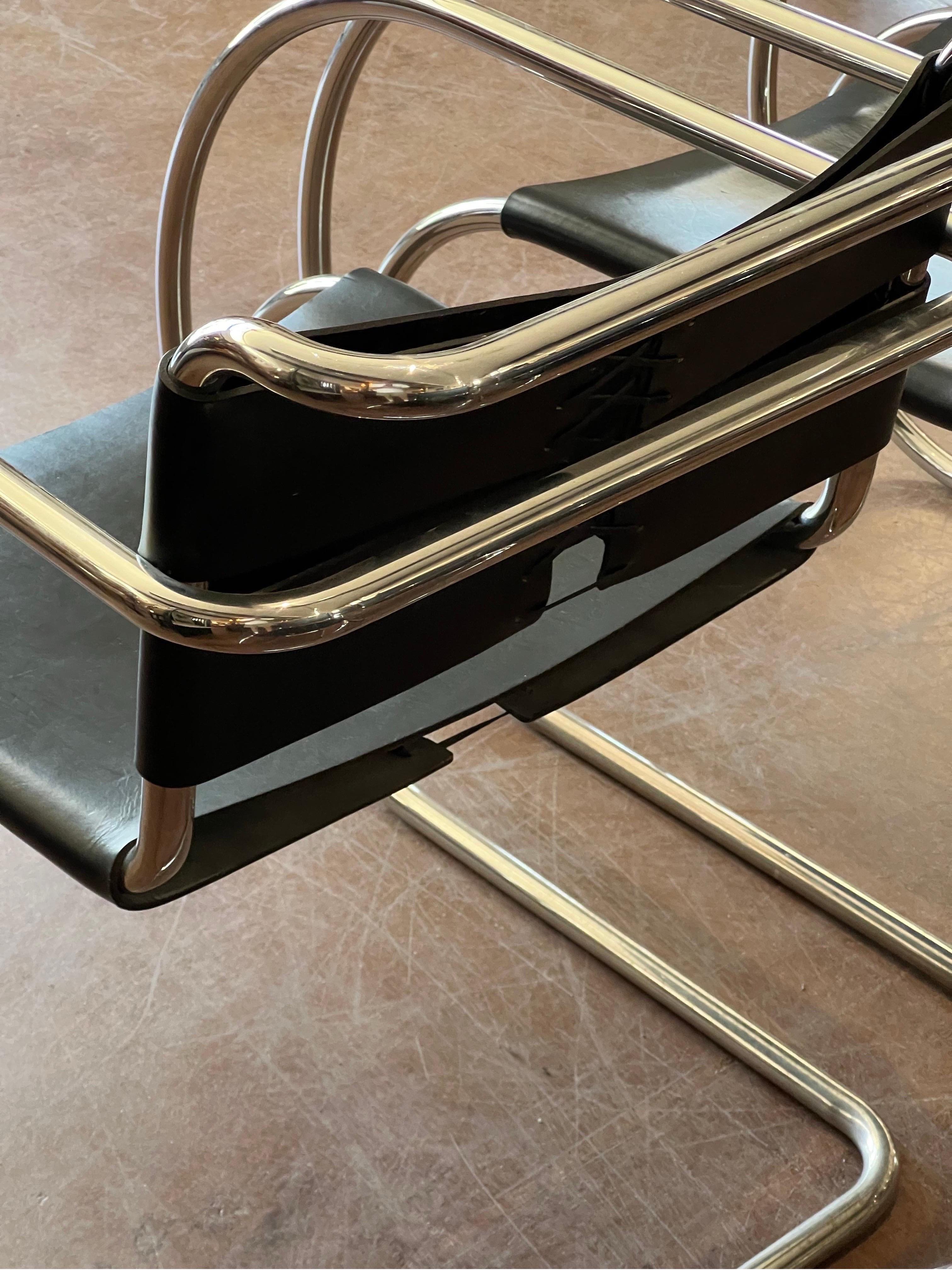 Italian Rare Set of 8 Mies van der Rohe for Knoll MR10 and MR20 Chairs For Sale