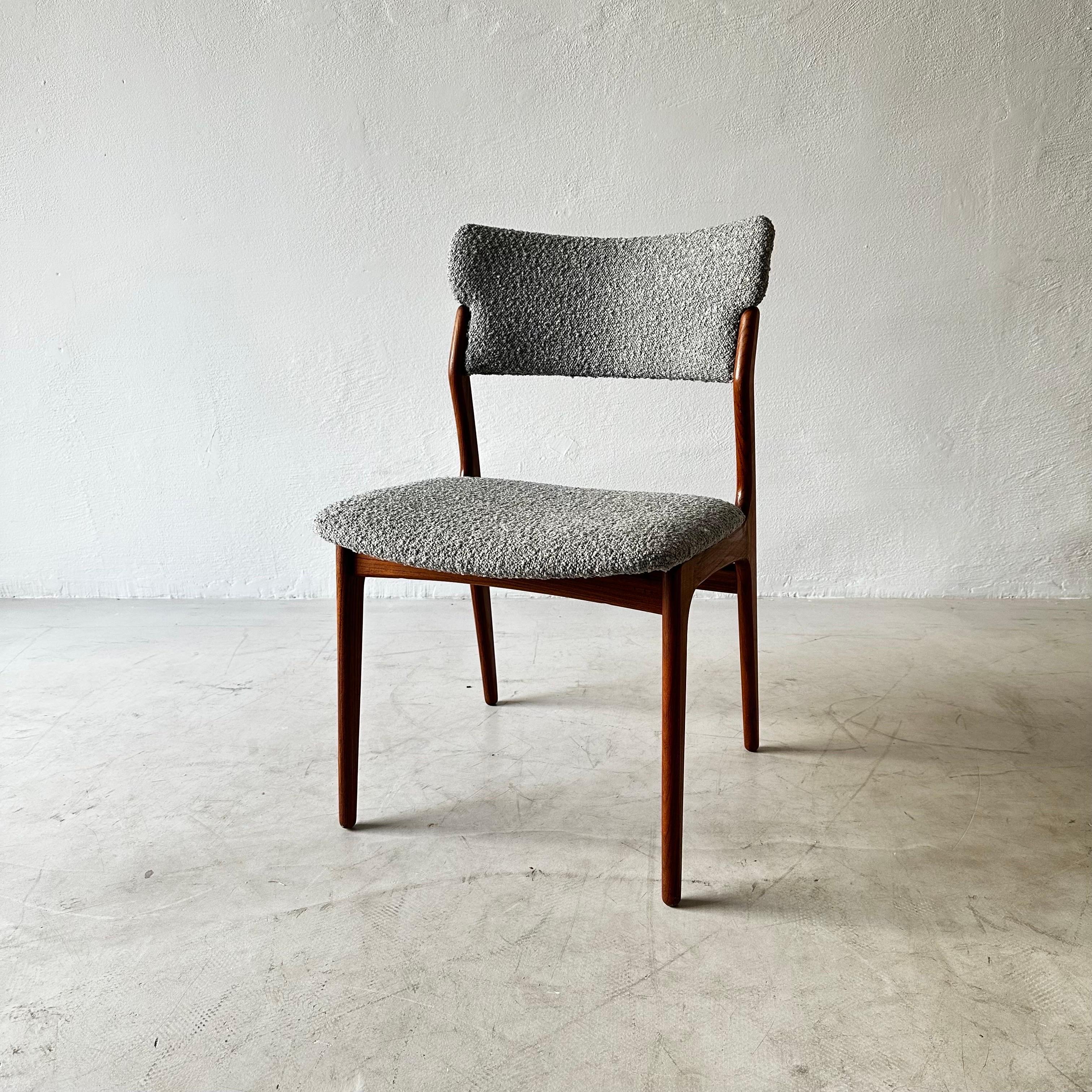 Danish Rare Set of 8 Sculptural Scandinavian Dining Chairs, Denmark, 1960s For Sale