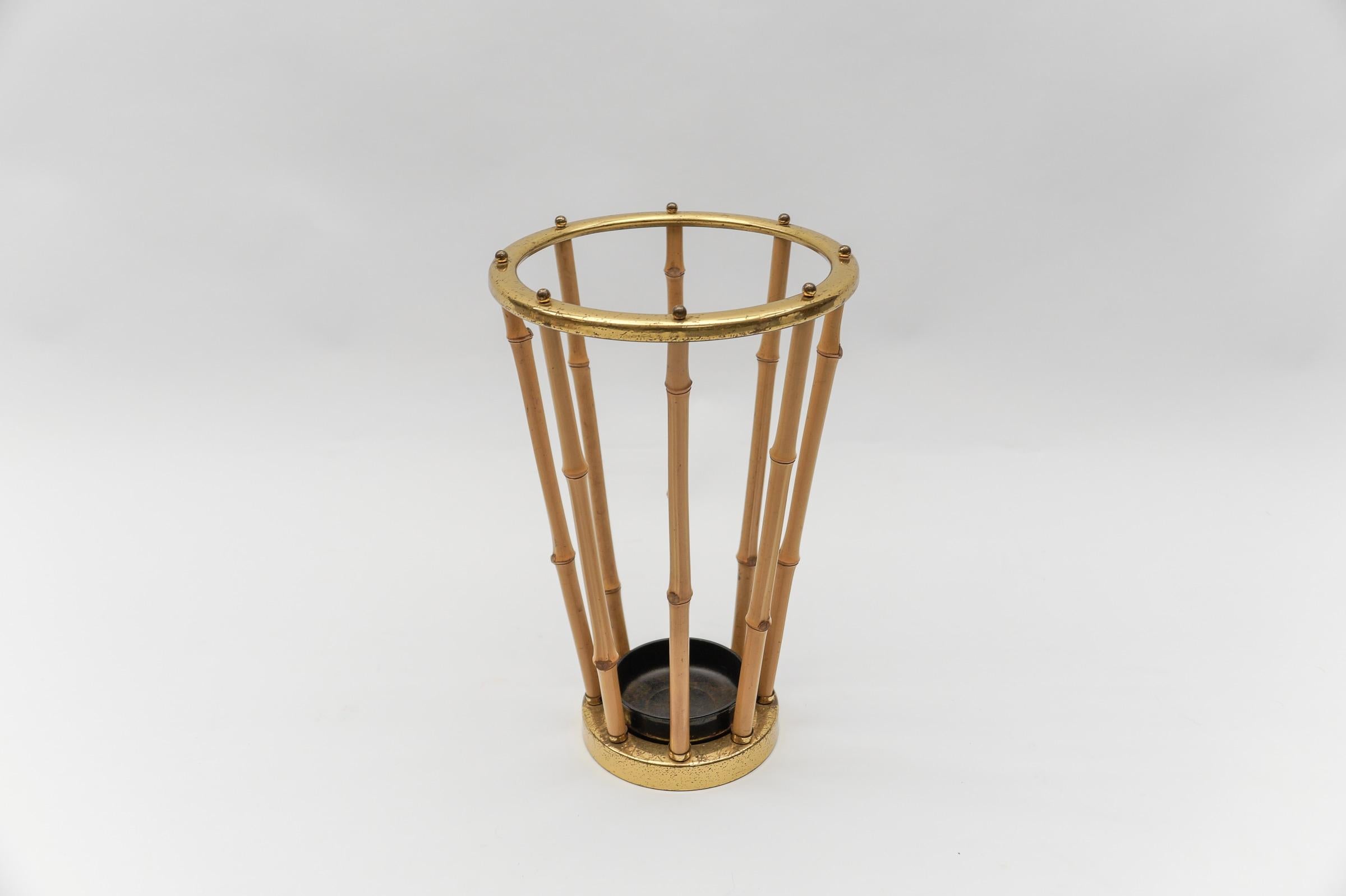 Rare Set of Brass and Bamboo Coat Rack and Umbrella Stand, 1950 Italy For Sale 8