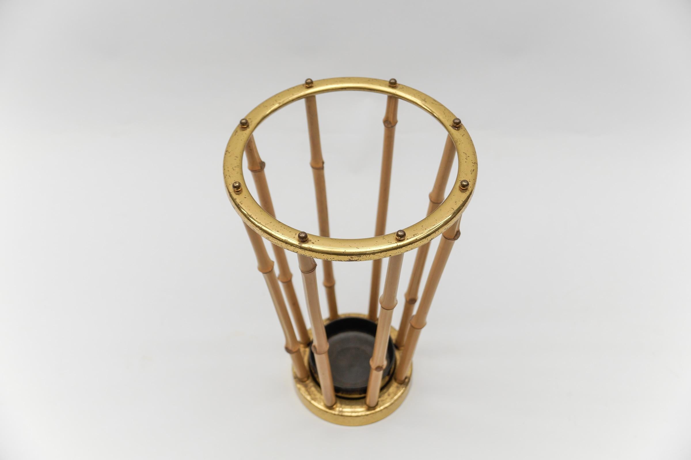Rare Set of Brass and Bamboo Coat Rack and Umbrella Stand, 1950 Italy For Sale 10