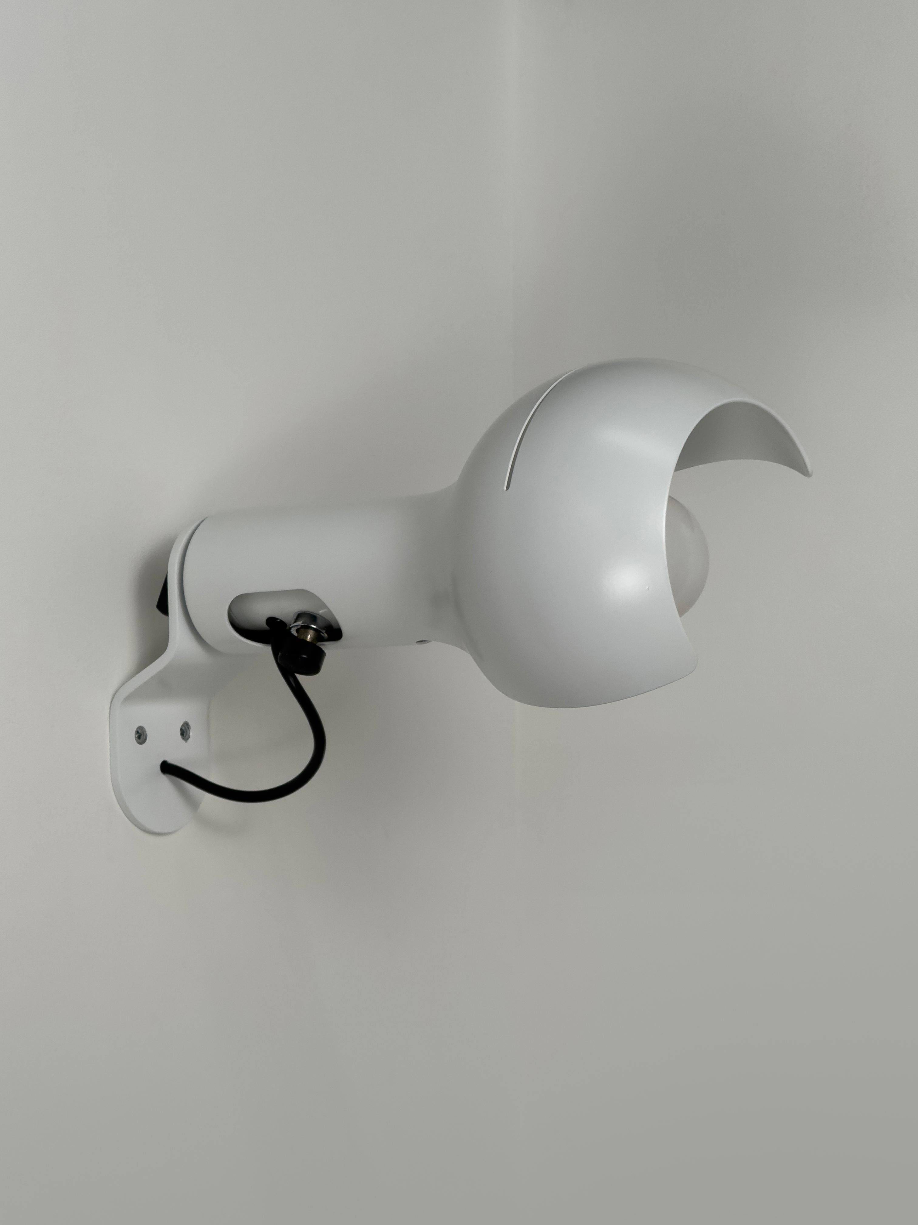 Raro set di lampade da parete o soffitto Flash di Joe Colombo per Oluce, Italia 1960 in vendita 10