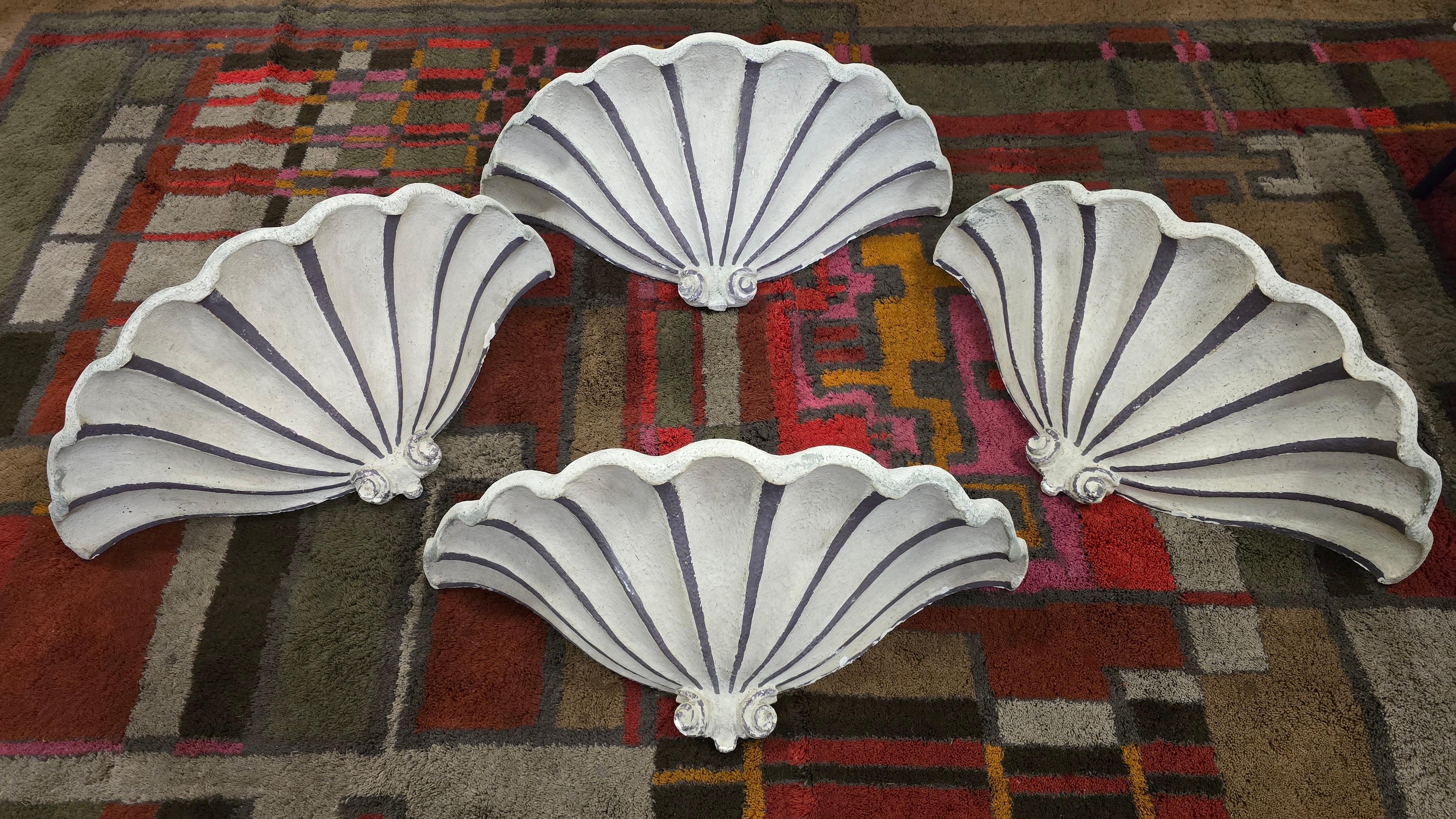 Rare Set of Four Art Deco Shell Wall Ornaments Wall Sconces In Good Condition For Sale In Antwerp, BE