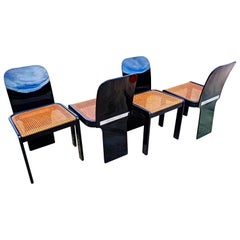 Seltenes Set Vier Schwarze Lack Stühle, Italien, 1970