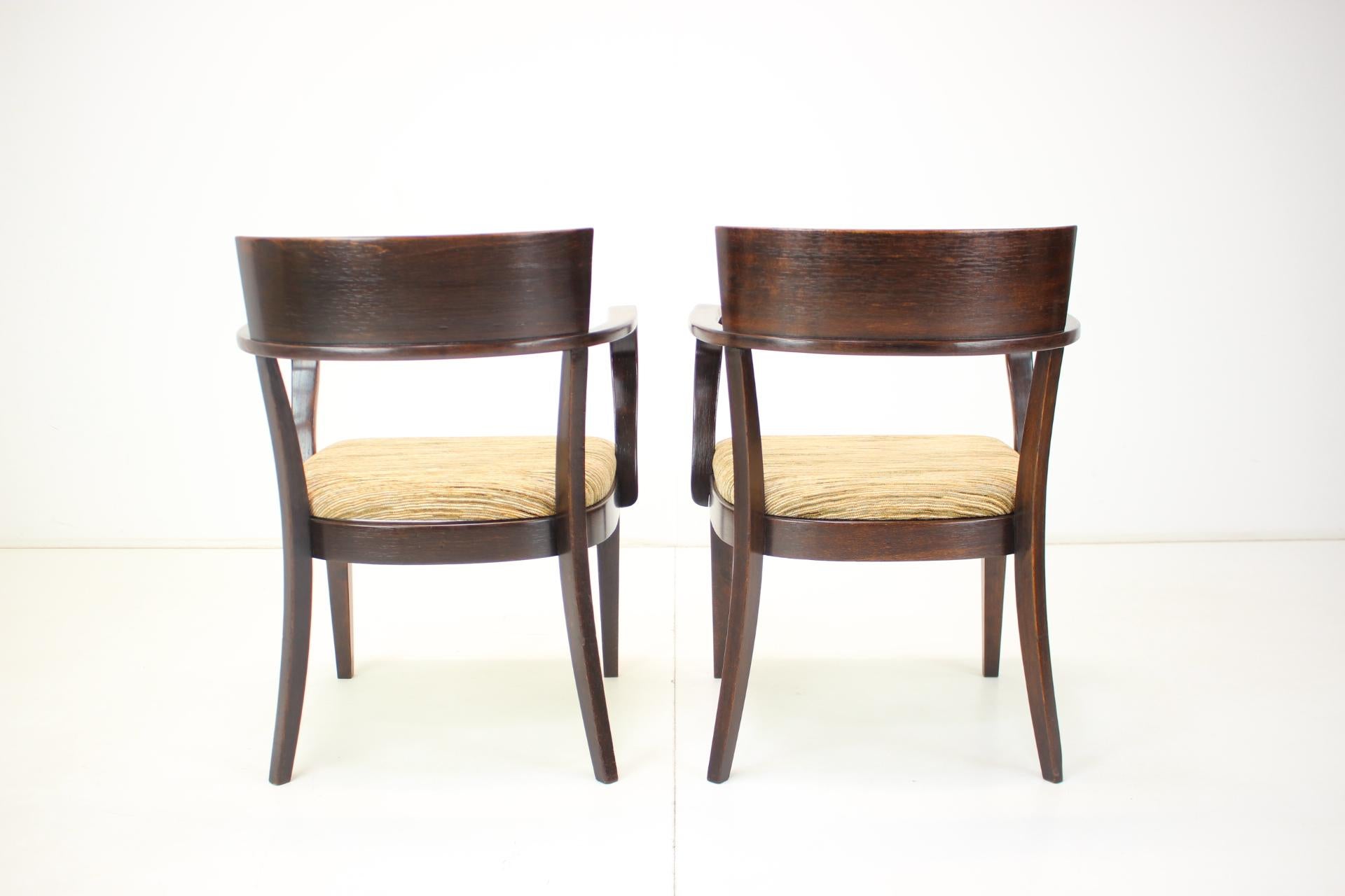 Rare Set of Four Catalog Chairs H-224 by Jindřich Halabala 1930s, Czechoslovakia In Good Condition For Sale In Praha, CZ