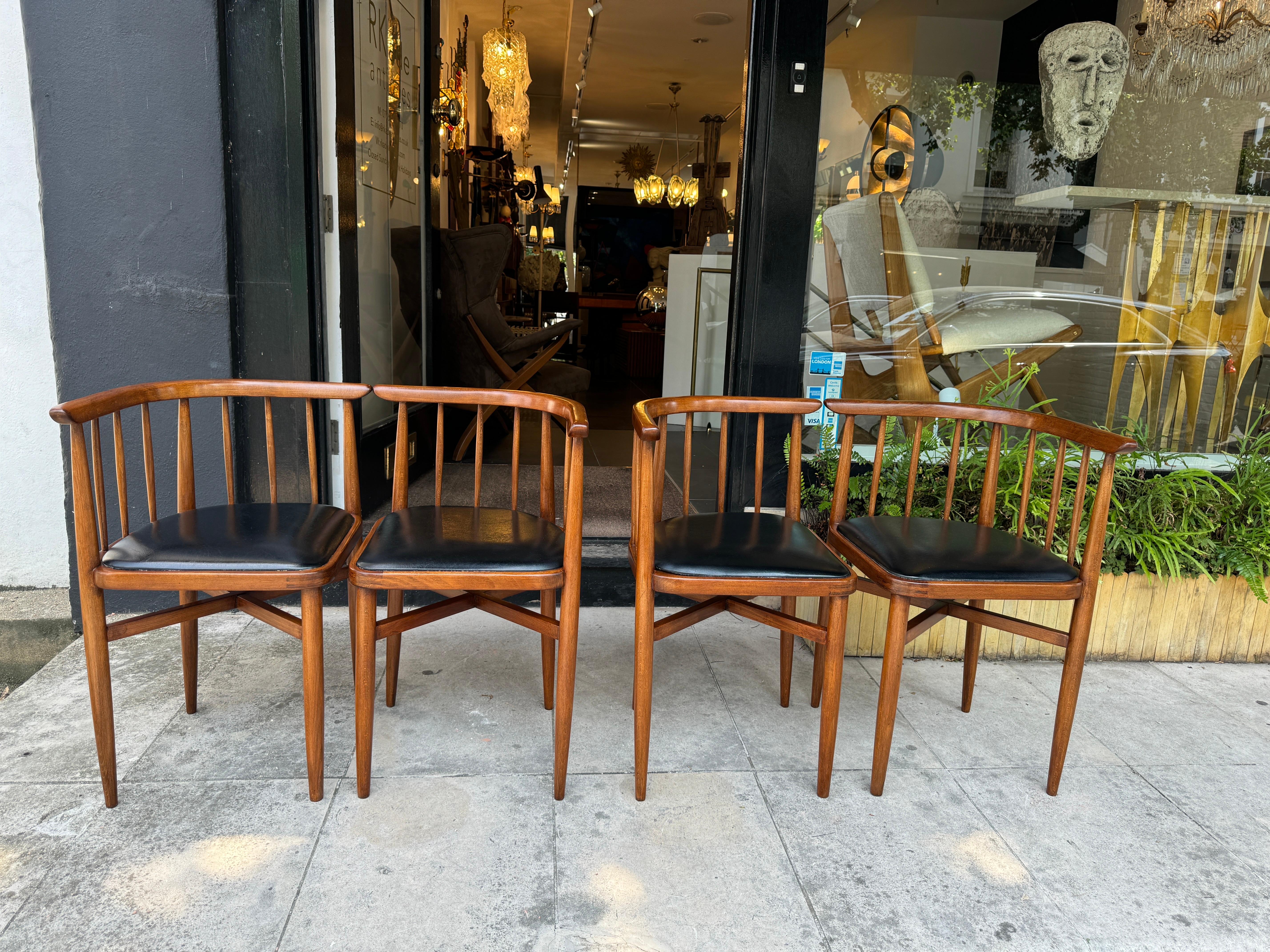 Fatto a mano Raro set di quattro sedie angolari a. Josef Hoffmann in vendita