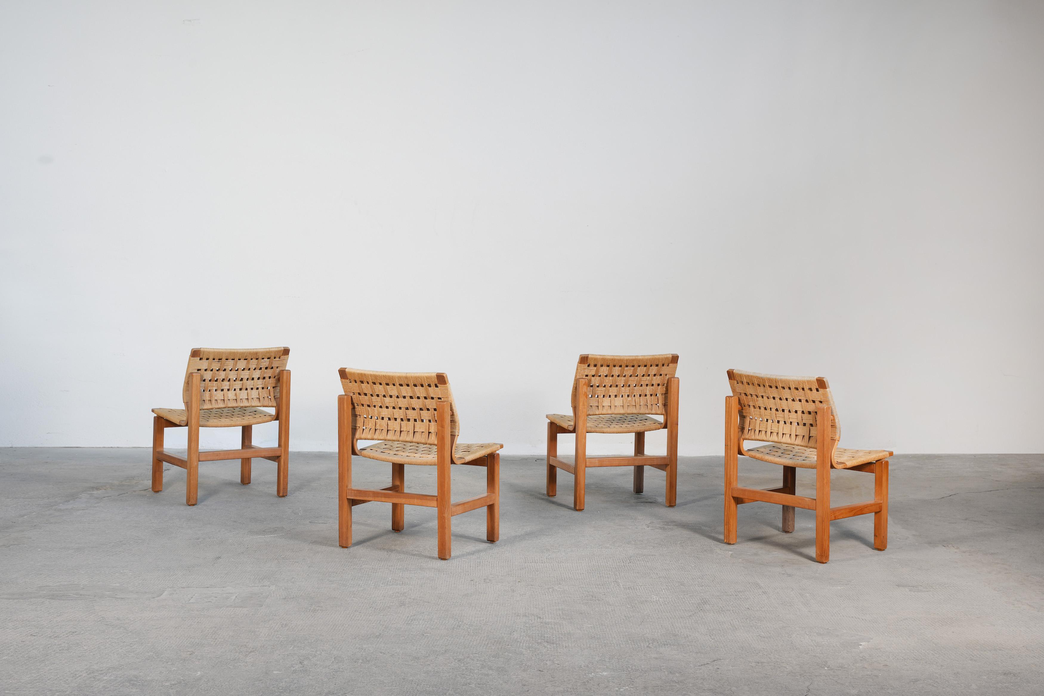 Rare Set of Four Danish Pine Chairs by Vagn Fuglsang, Denmark 1970ies In Excellent Condition In Berlin, DE