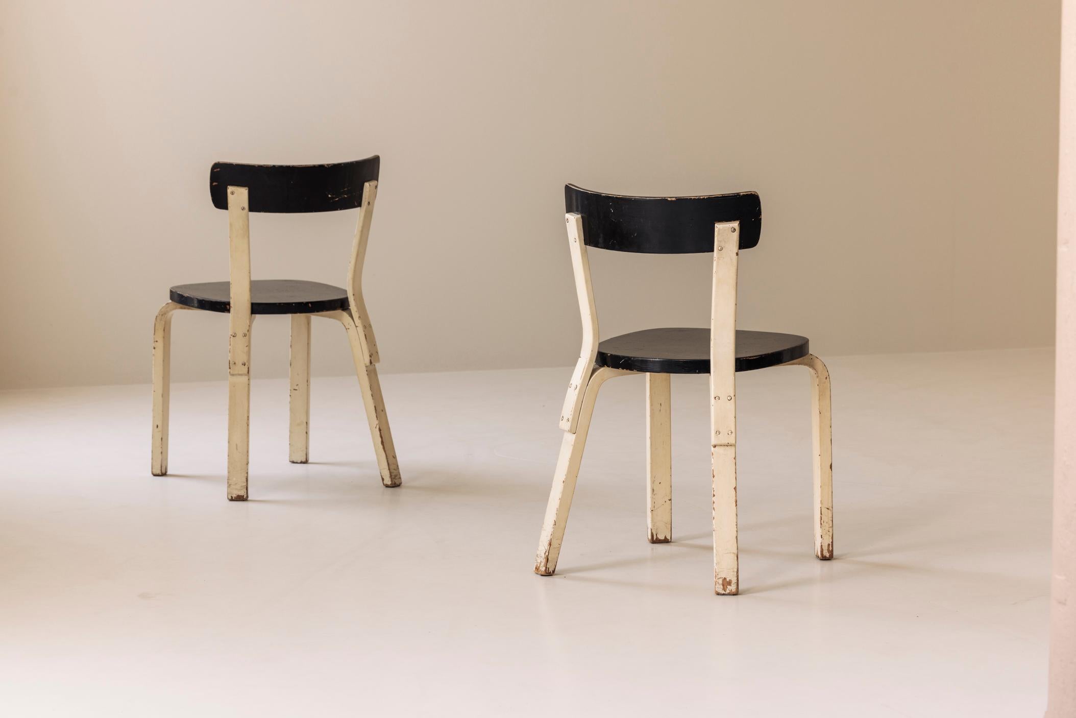 Rare ensemble de quatre chaises Model 69 de Alvar Aalto+Aalto, Finlande 1935. en vente 1