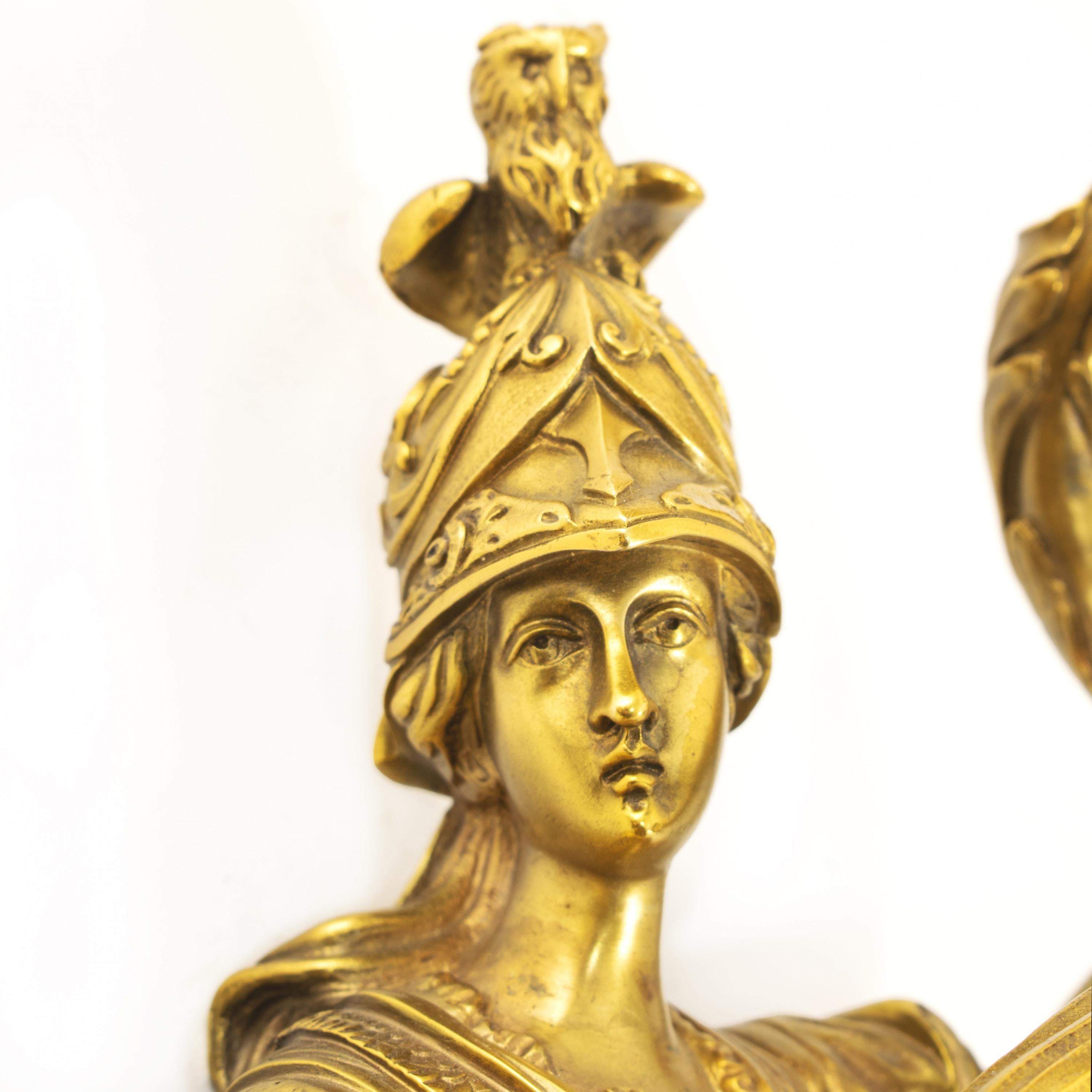 Rare ensemble de quatre appliques anciennes françaises de style Louis XVI en bronze doré, Henri Vian 10
