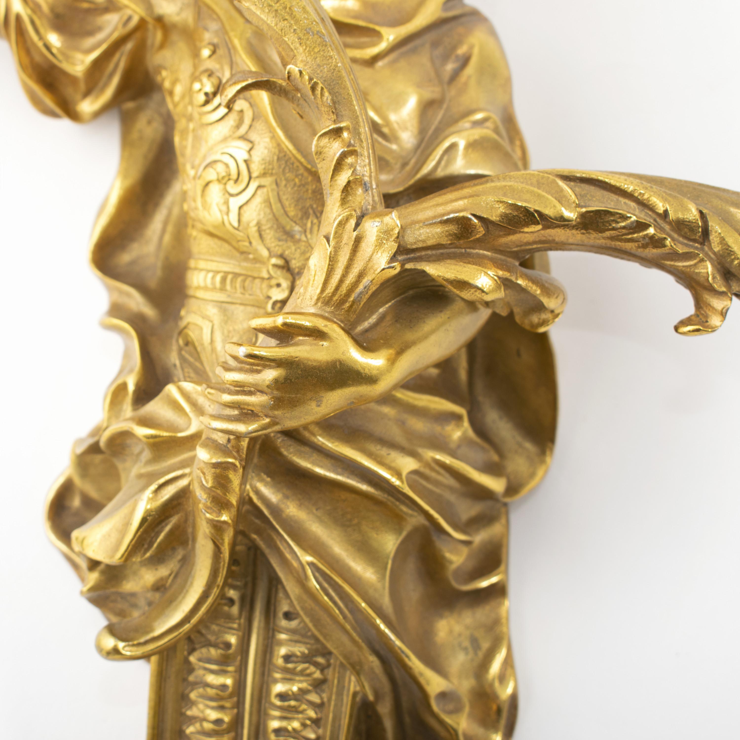 Rare ensemble de quatre appliques anciennes françaises de style Louis XVI en bronze doré, Henri Vian 2