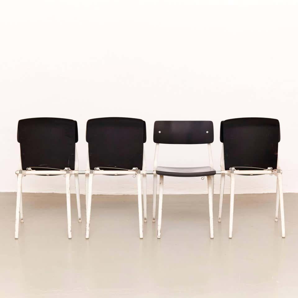 Rare Set of Four Friso Kramer Theater Chairs, 1959 In Good Condition In Barcelona, Barcelona