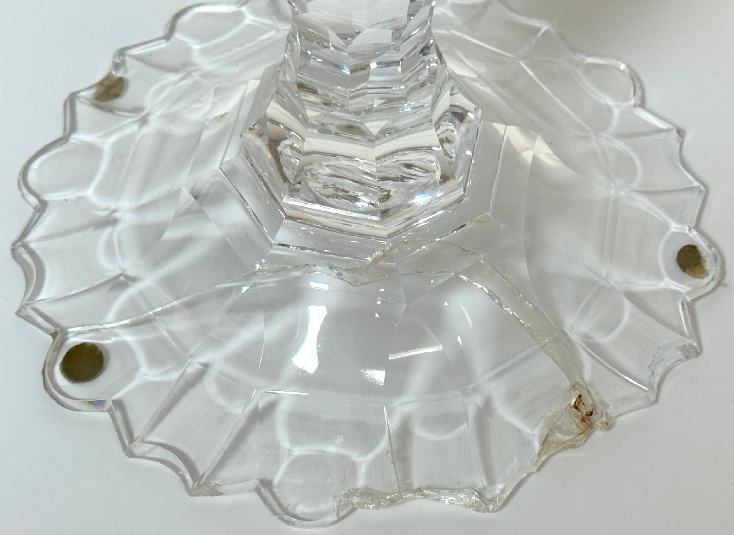 Rare Set of Four Georgian Irish Cut Glass Pagoda Candlesticks, Circa 1810 For Sale 10