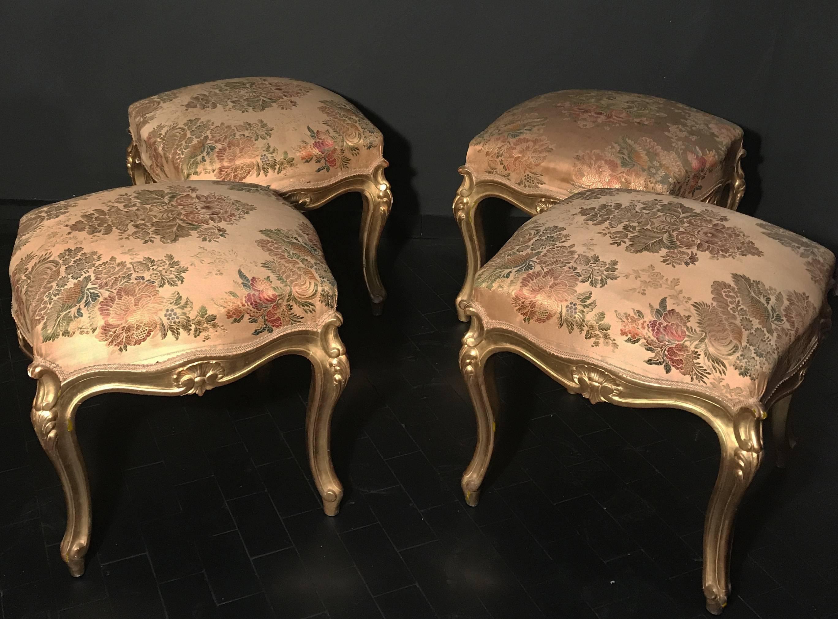 Louis XV Rare Set of Four Giltwood Stools, Italy, 19th Century For Sale