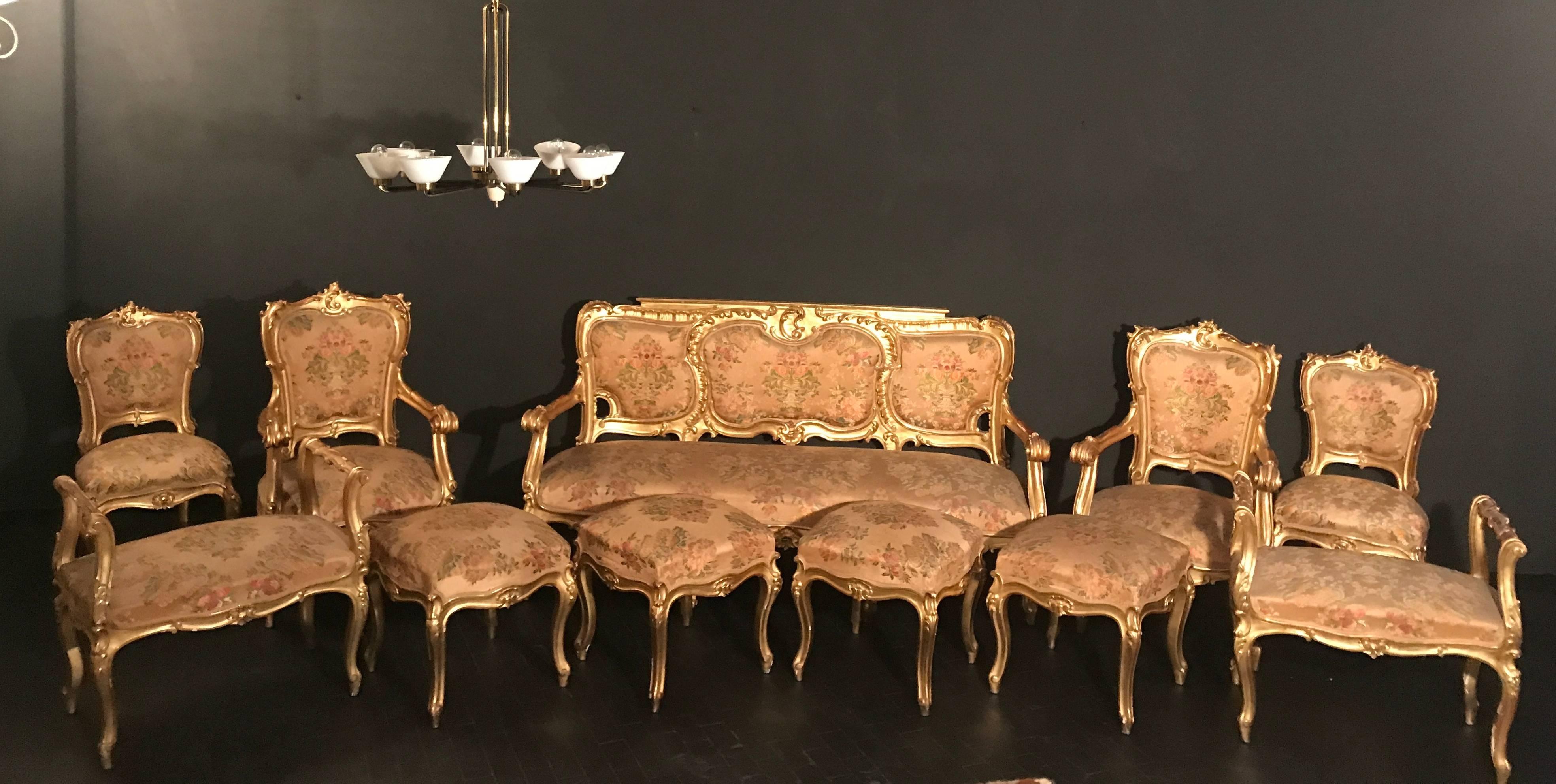 Rare Set of Four Giltwood Stools, Italy, 19th Century For Sale 2