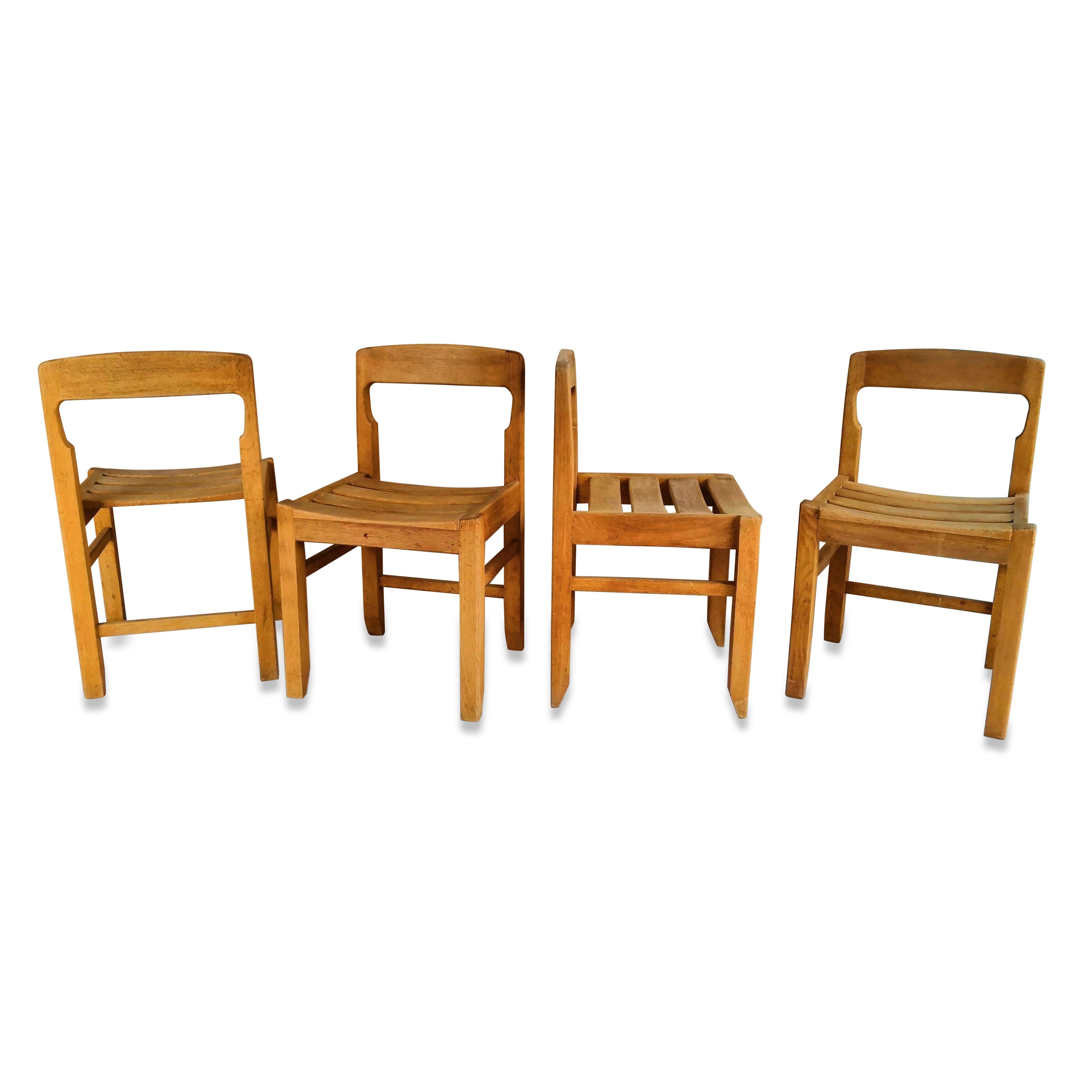 Rare Set of Four Solid French Oak Chairs by Guillerme & Chambron, France, 1960s In Good Condition In New York, NY