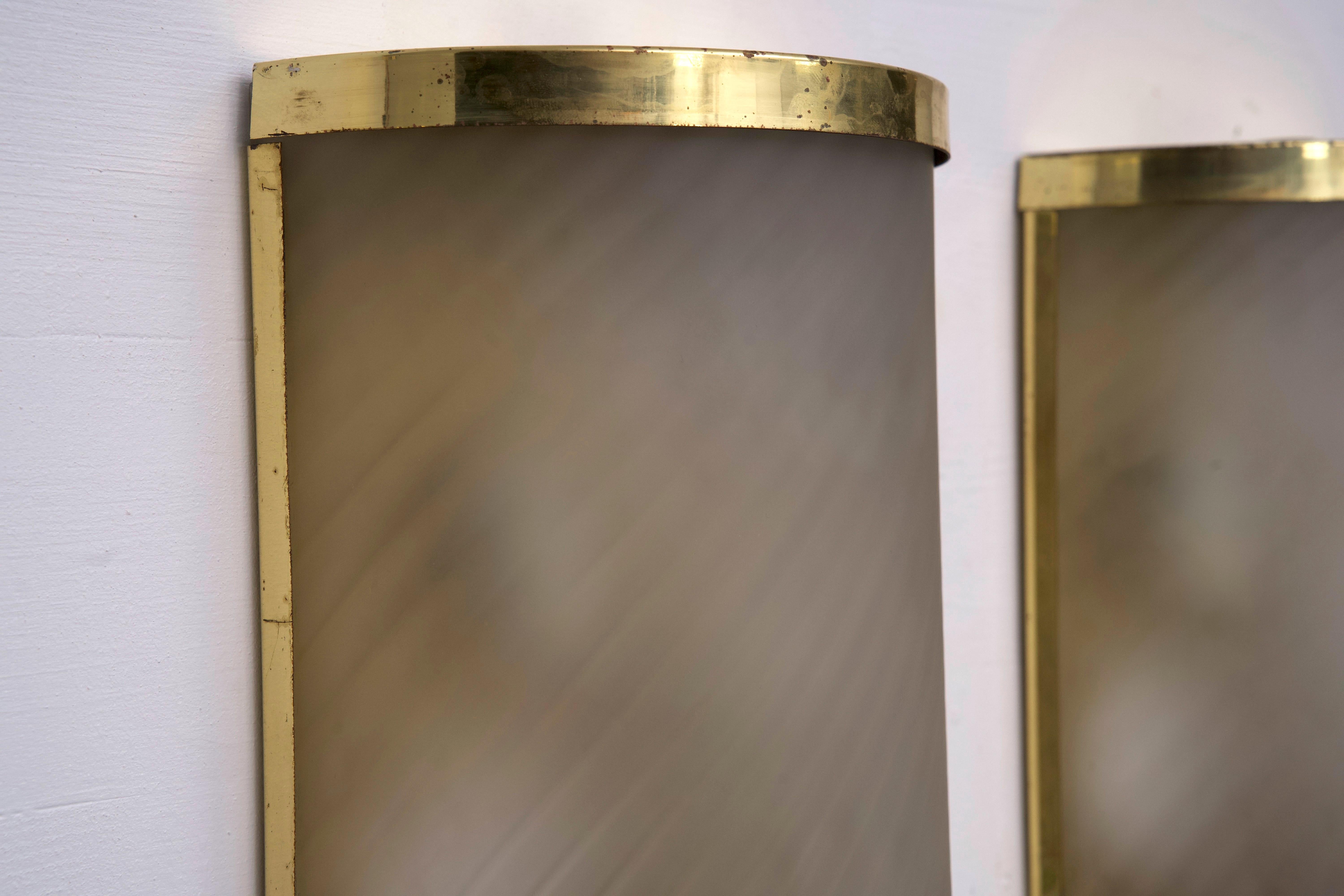 Rare Set of Four Valentino Brass and Etched Glass Wall Sconces, Italy 1980s For Sale 6