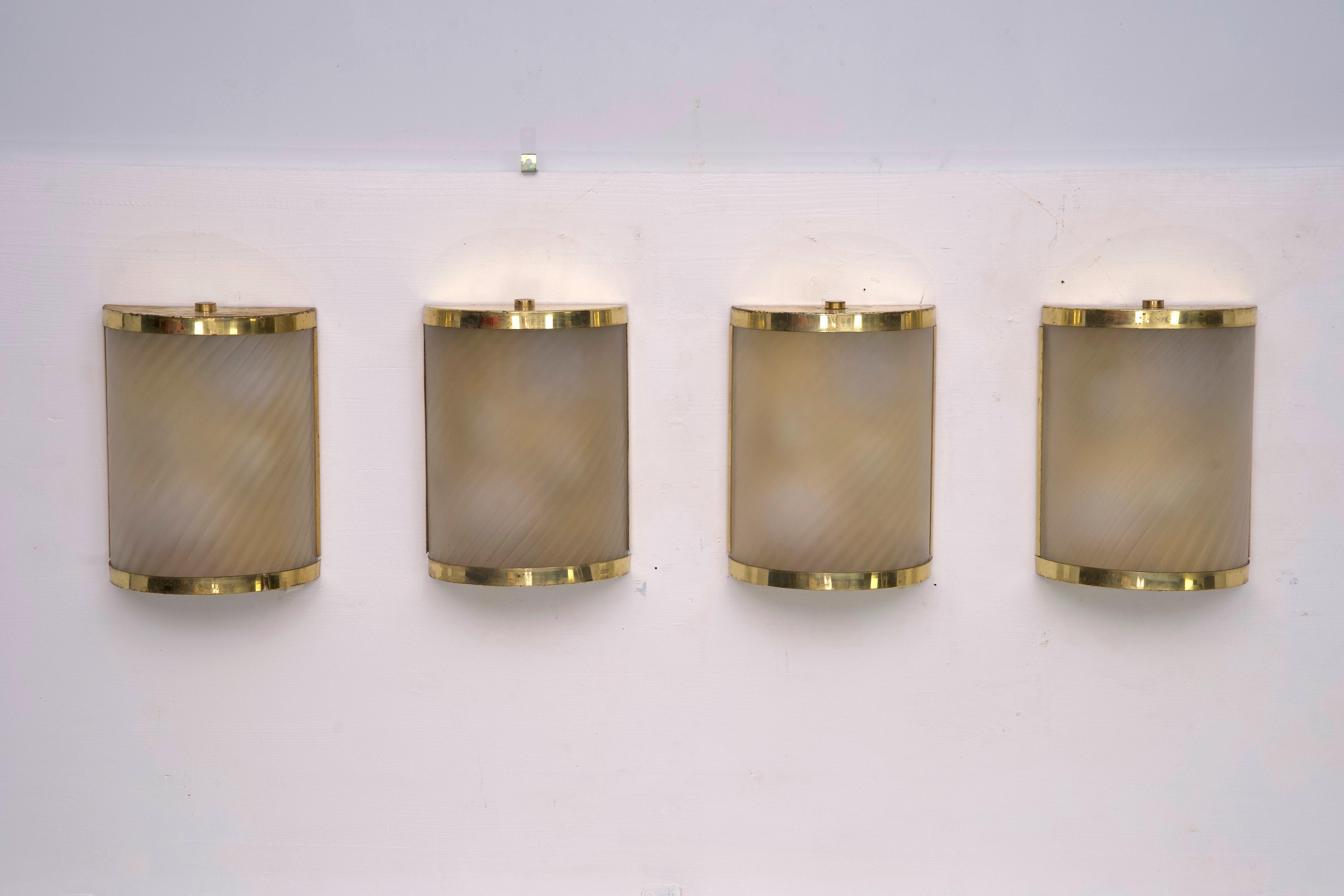 Rare Set of Four Valentino Brass and Etched Glass Wall Sconces, Italy 1980s For Sale 9