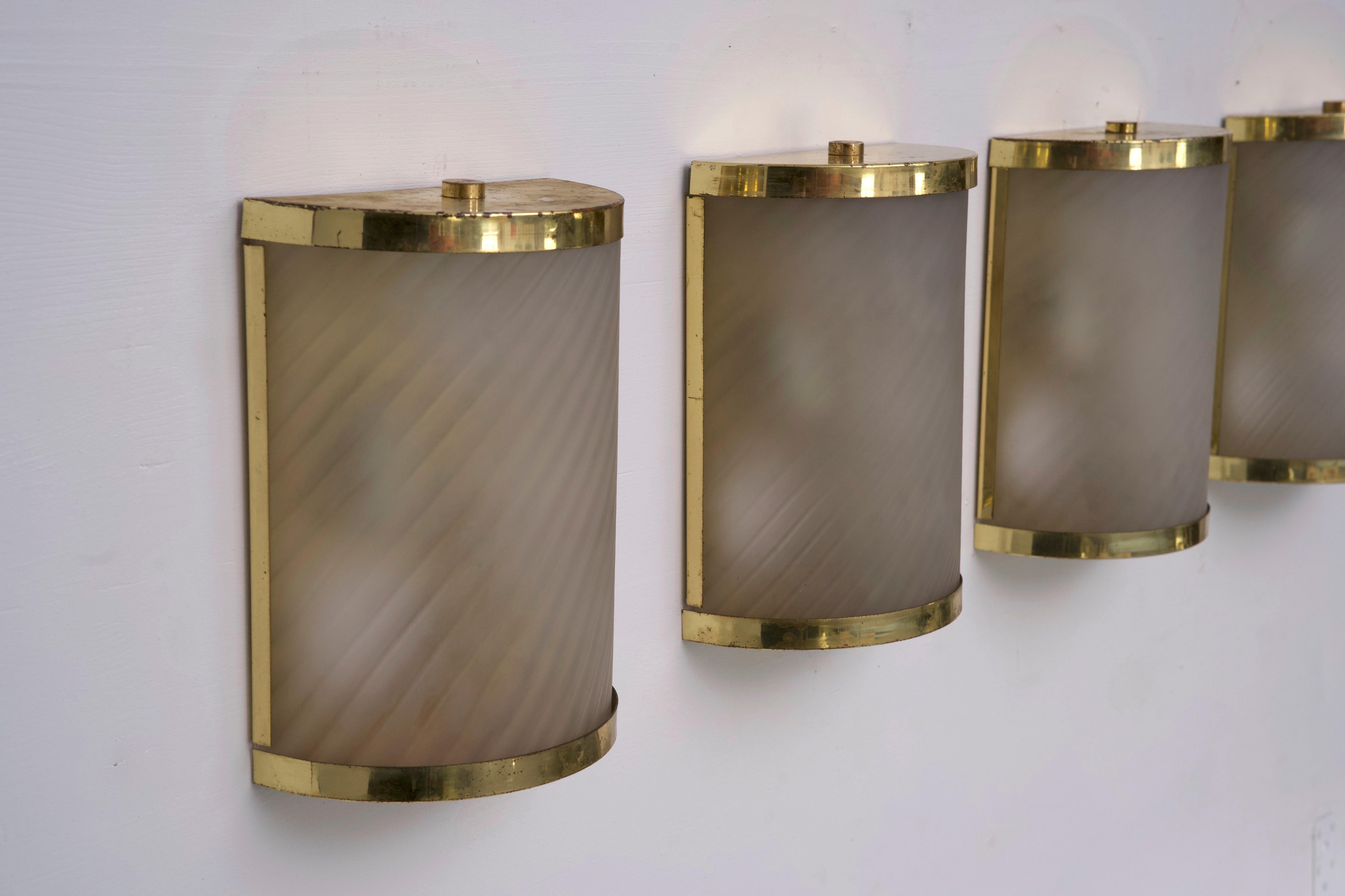 20th Century Rare Set of Four Valentino Brass and Etched Glass Wall Sconces, Italy 1980s For Sale