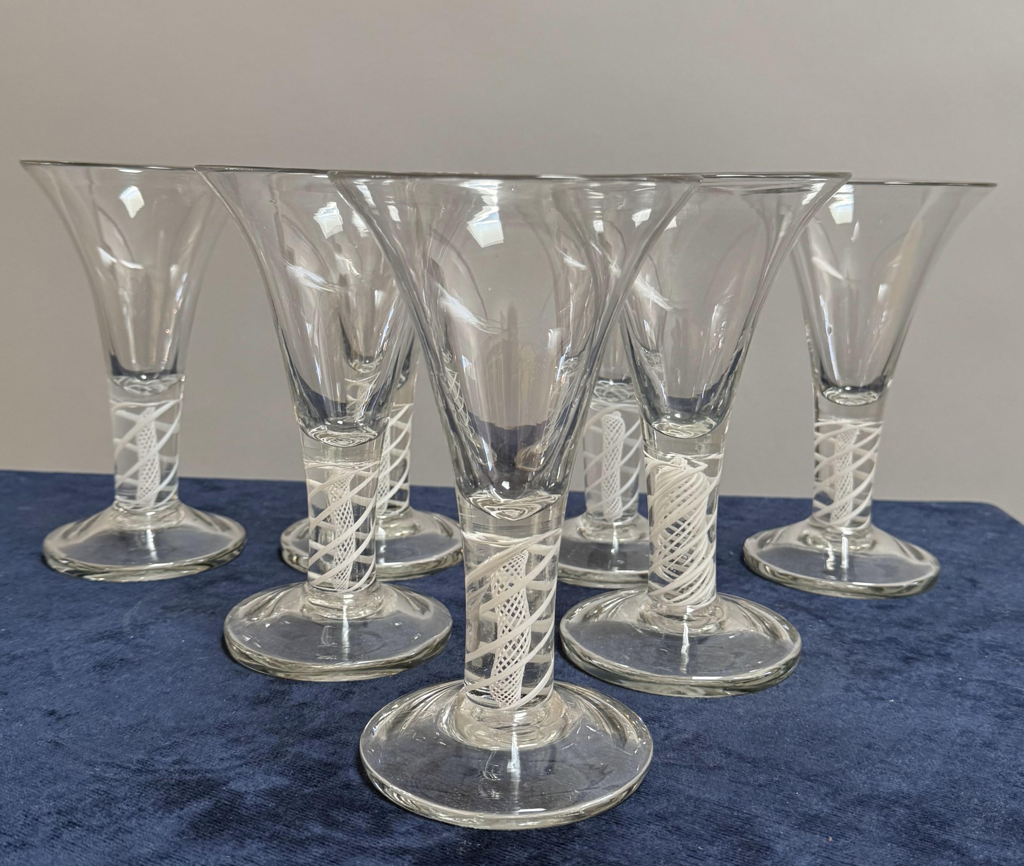 Anglais Rare ensemble de verres à vin anglais en cristal George III en vente