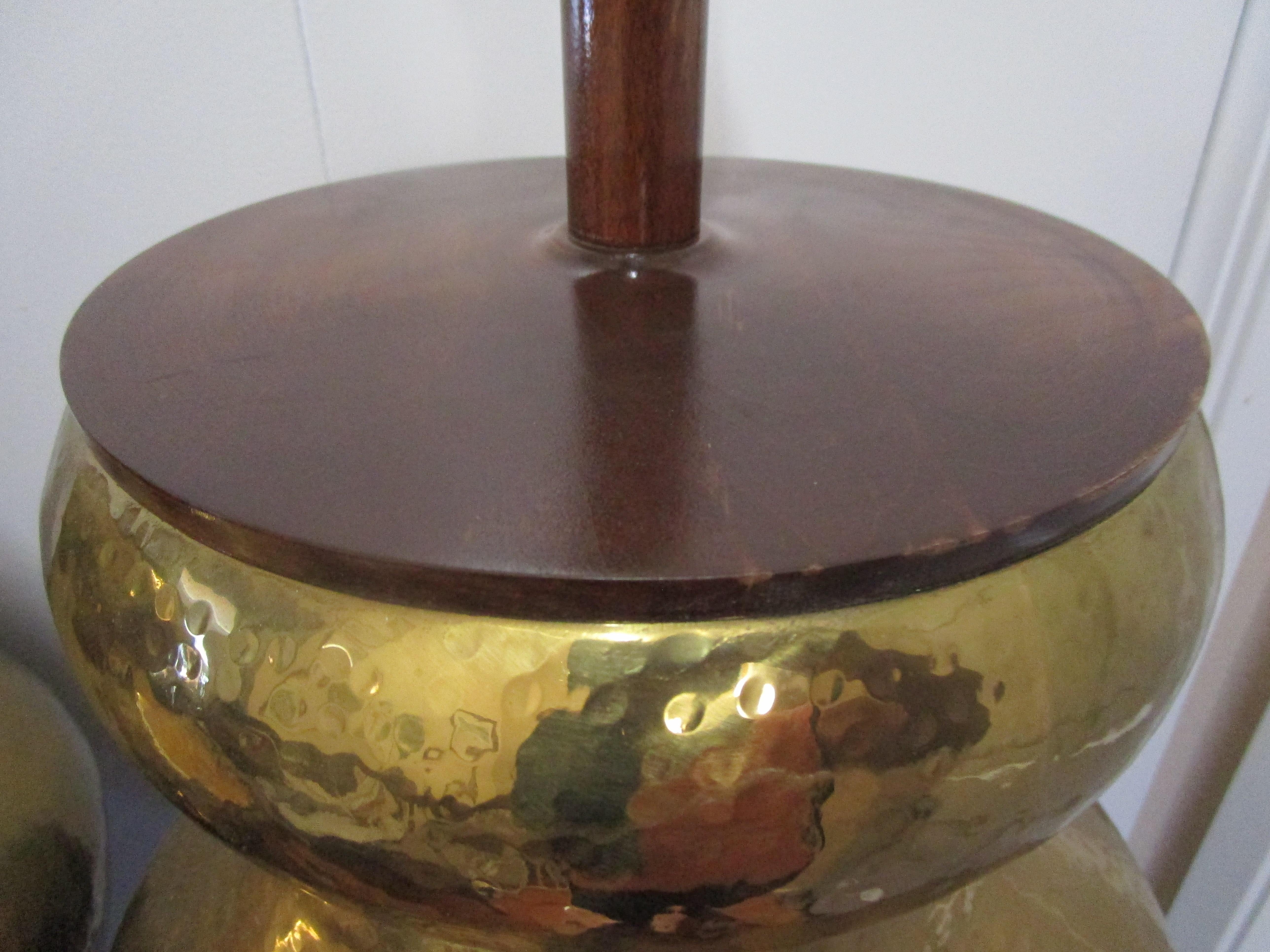 Rare Set of Hand Hammered Gleaming Brass Monumental Table Lamps For Sale 1