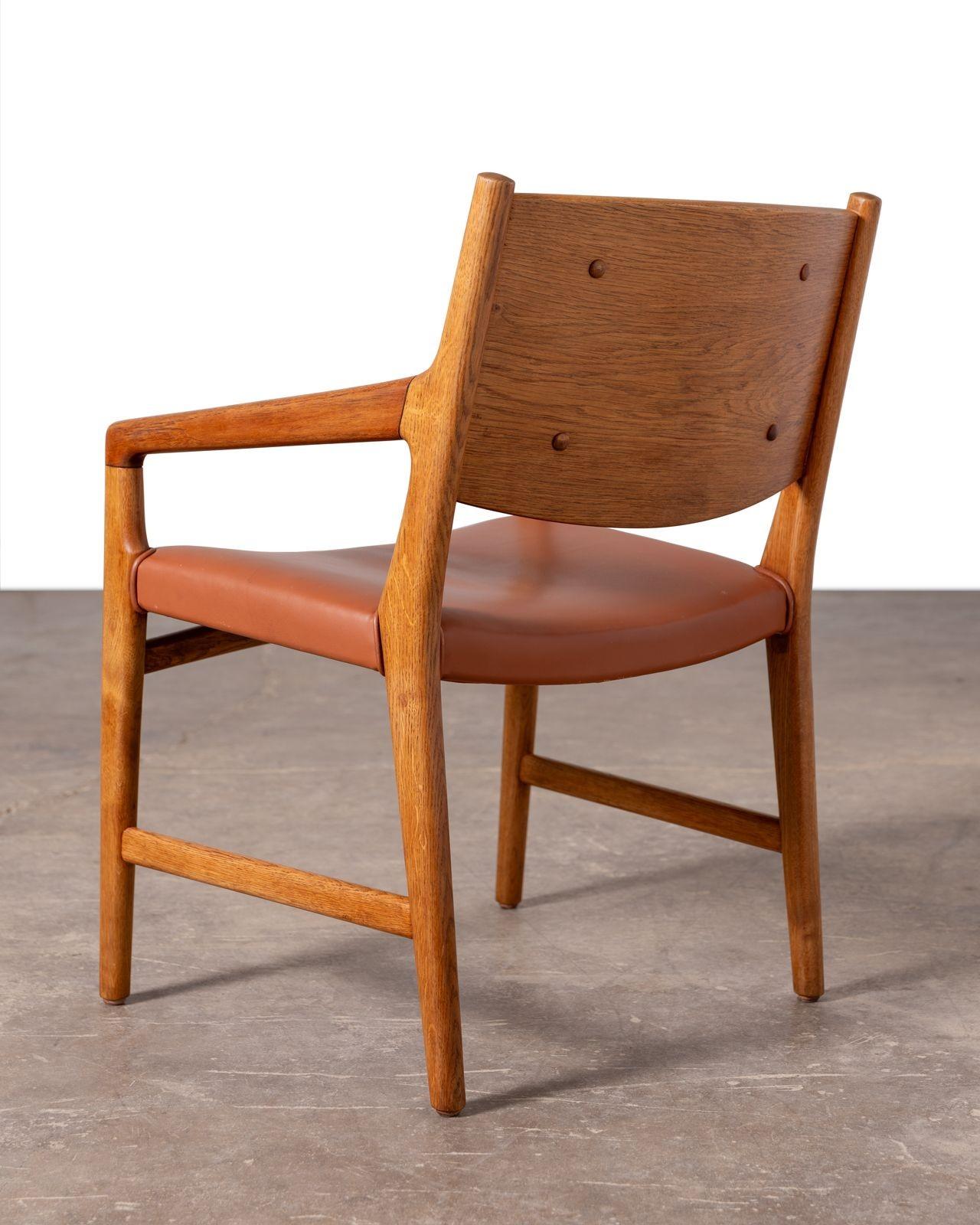 Raro set di poltrone Hans J. Wegner da Magasin du Nord. in vendita 4