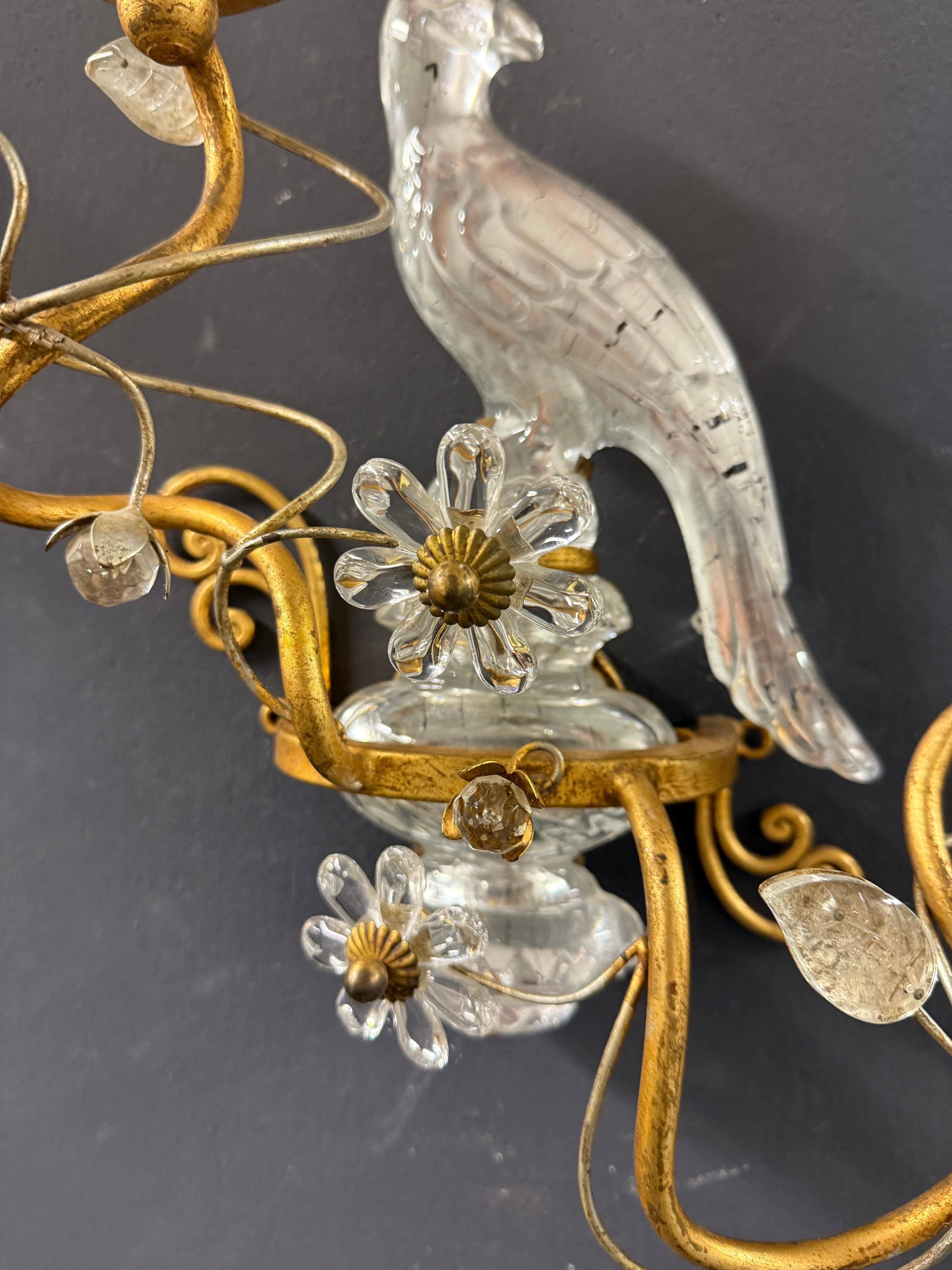 Hollywood Regency raro set di appliques a pappagallo della Maison Bagues in vendita