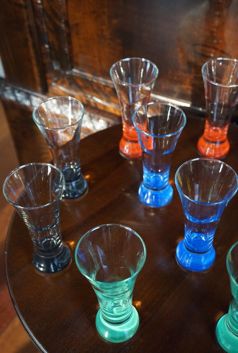 Rare colorful and Stylish Set of Midcentury Modern French Drinking Glasses For Sale at 1stDibs