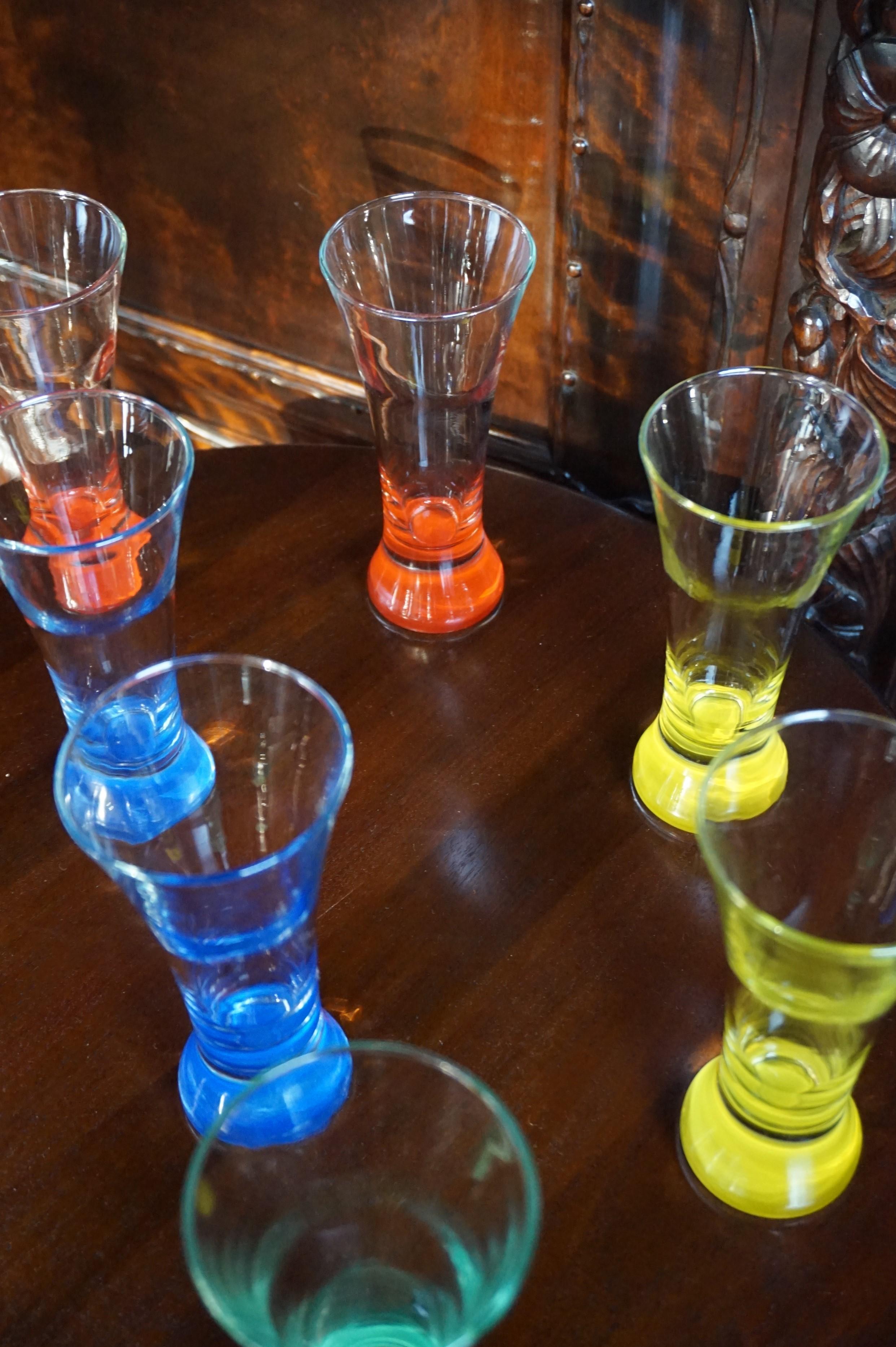 Rare colorful and Stylish Set of Midcentury Modern French Drinking Glasses  For Sale 3