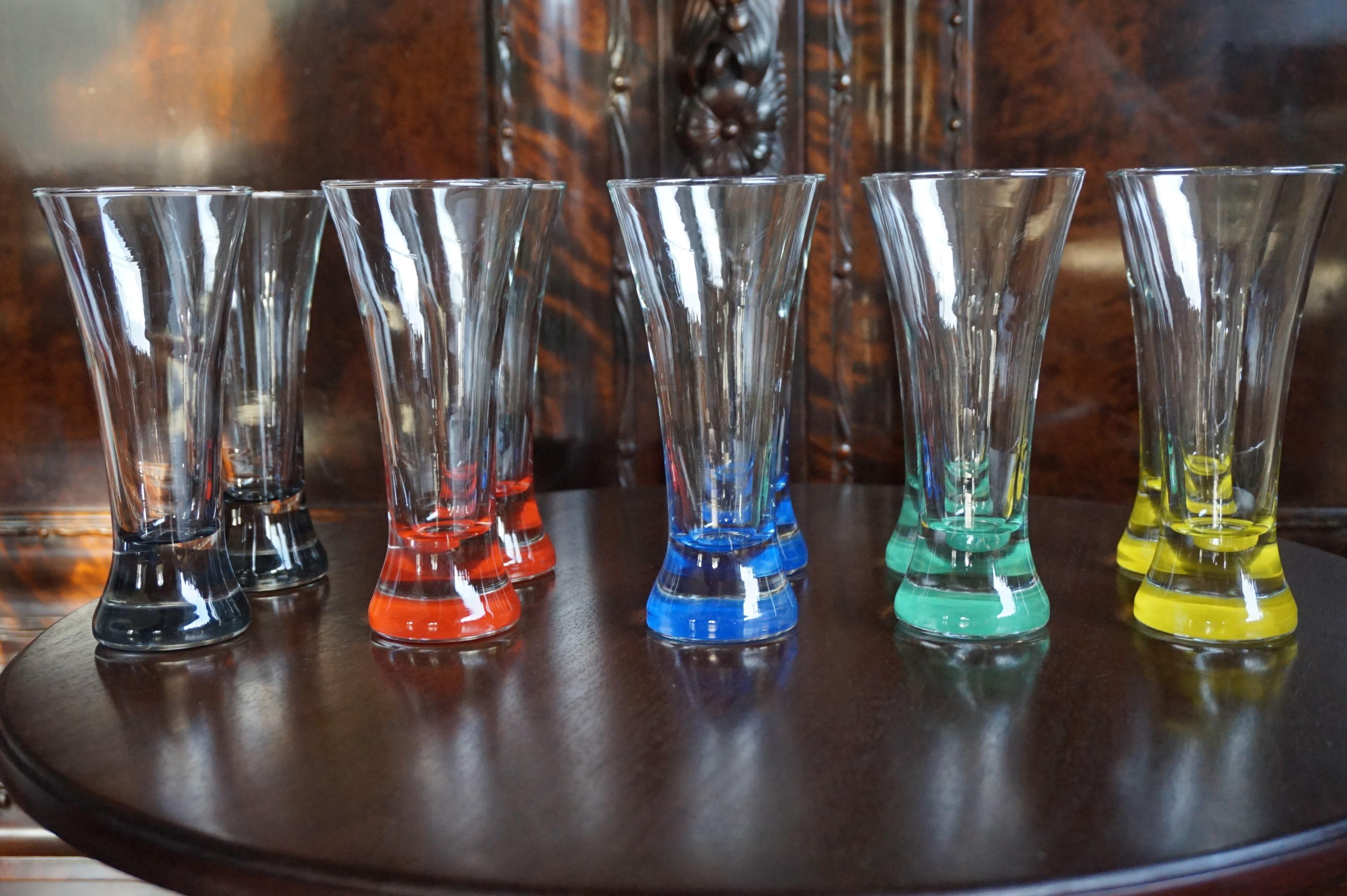 Rare colorful and Stylish Set of Midcentury Modern French Drinking Glasses  For Sale 8