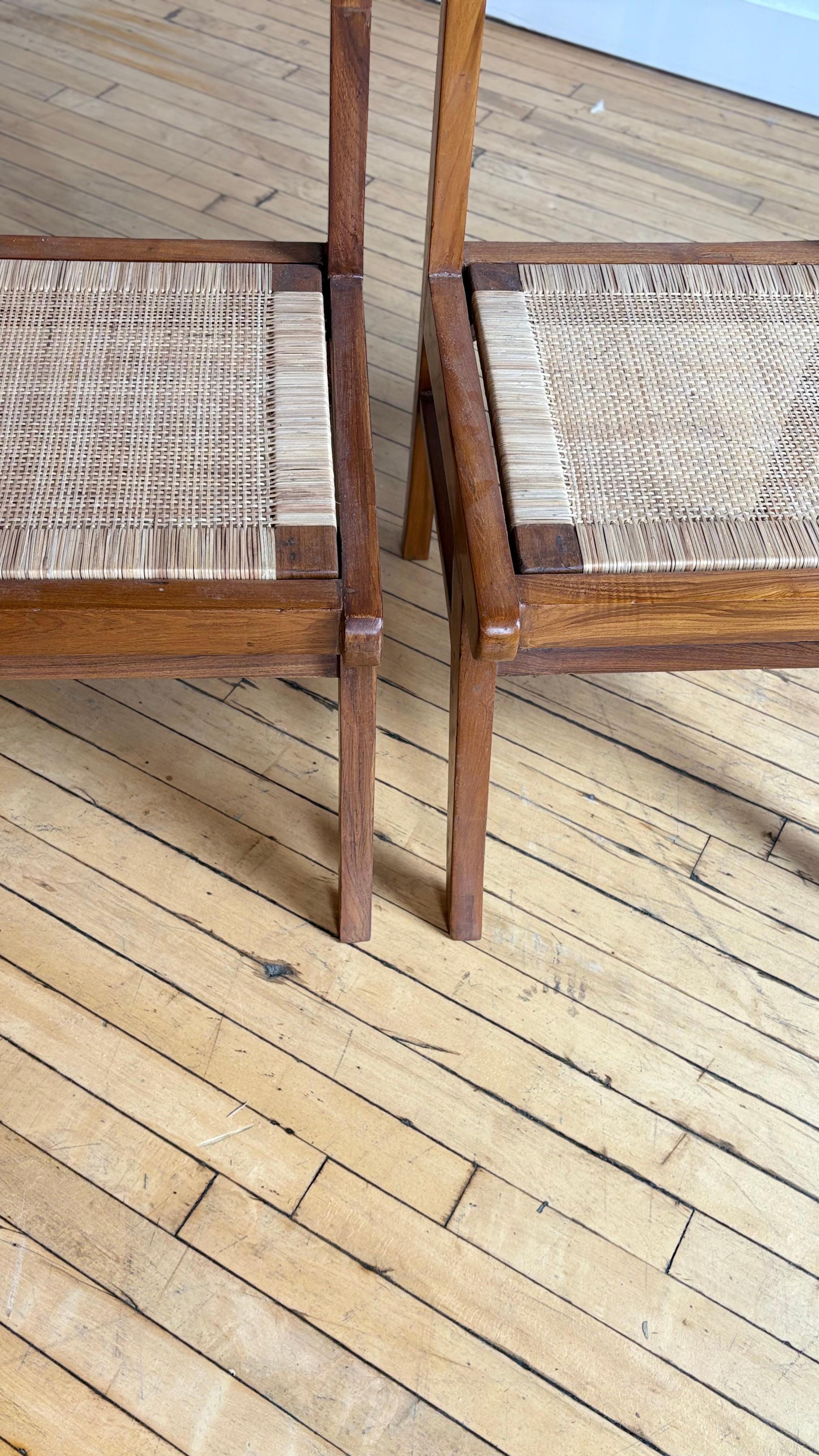 Seltener Satz von Pierre Jeanneret-Stühlen, Modell PJ-SI-15-A im Angebot 2