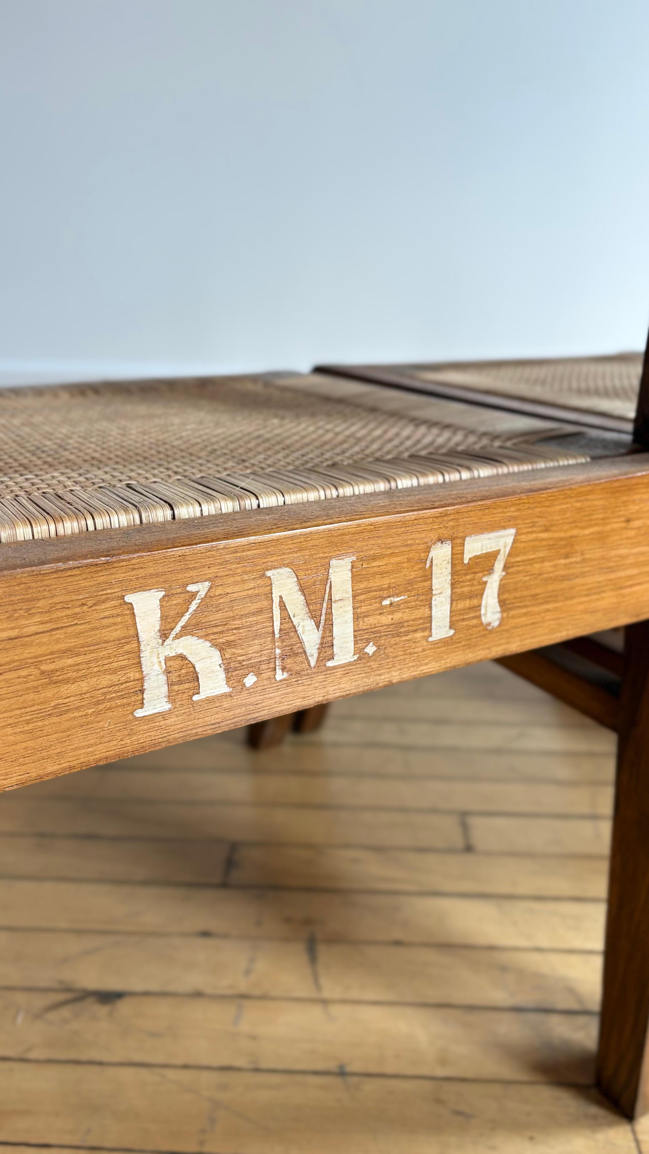 Seltener Satz von Pierre Jeanneret-Stühlen, Modell PJ-SI-15-A im Angebot 4