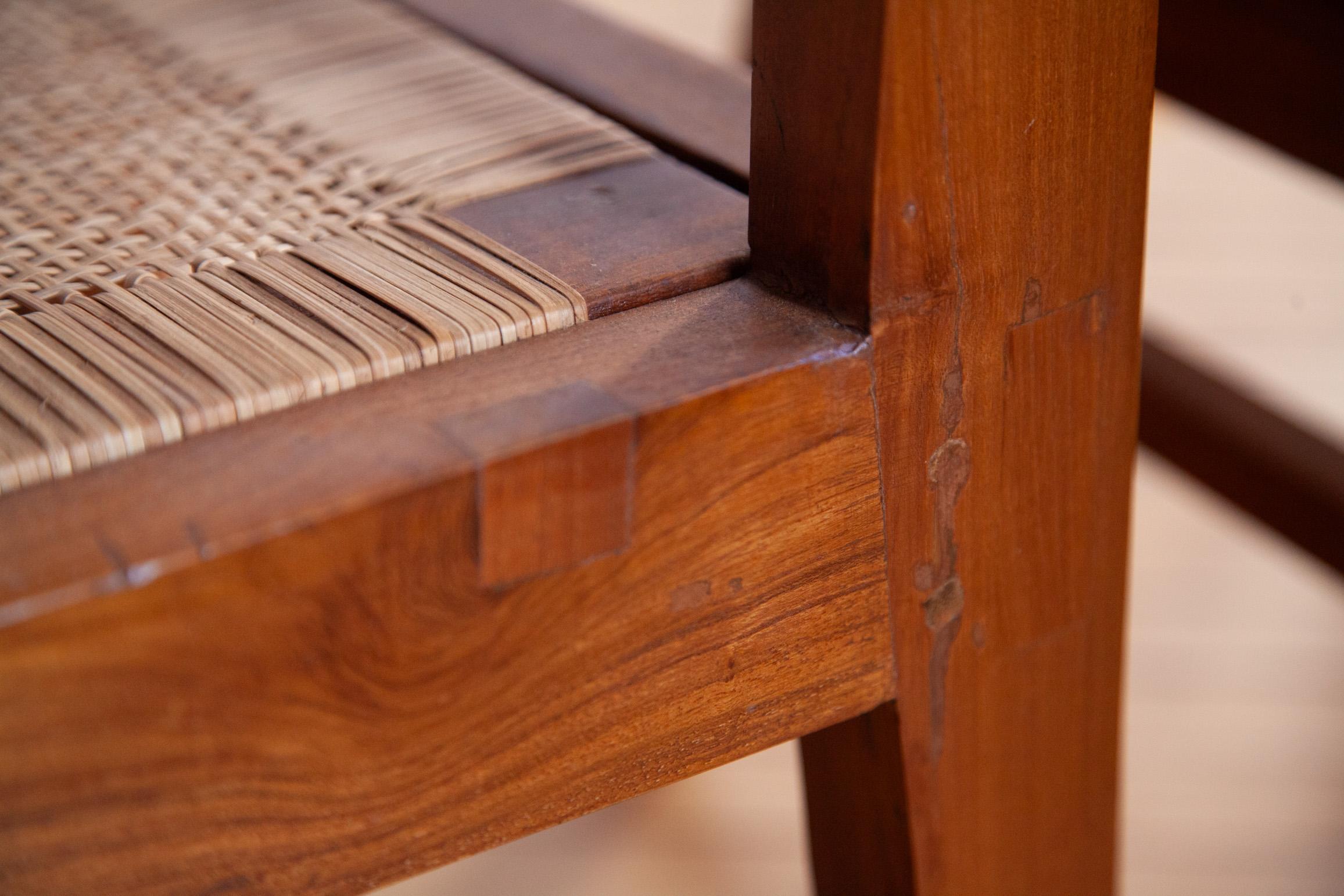 Rare ensemble de chaises Pierre Jeanneret, modèle PJ-SI-15-A en vente 2