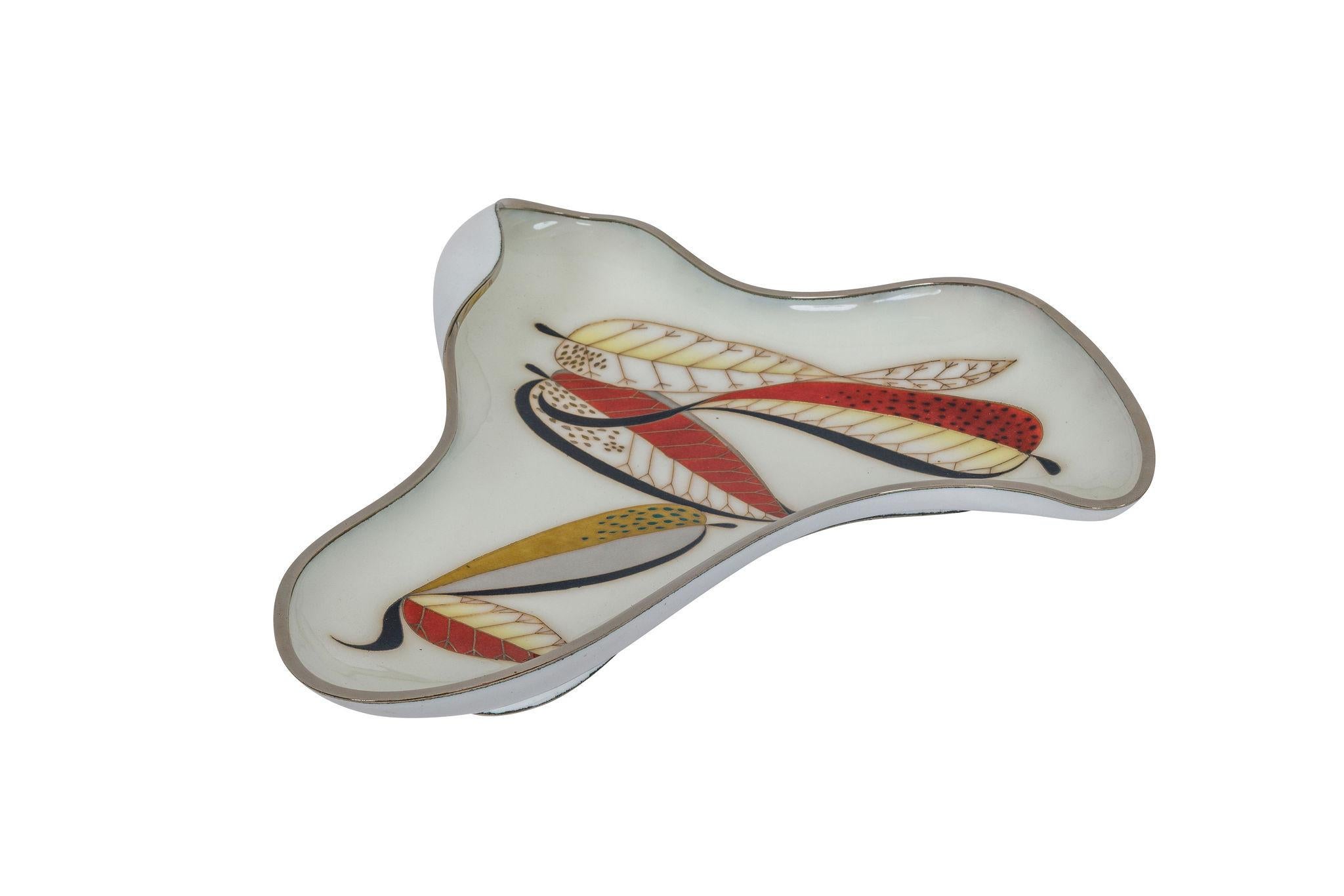Seltener Satz von sieben japanischen Cloisonné-Emaille-Sashimi-Tellern in Box, Ando Jubei im Zustand „Gut“ im Angebot in Queens, NY