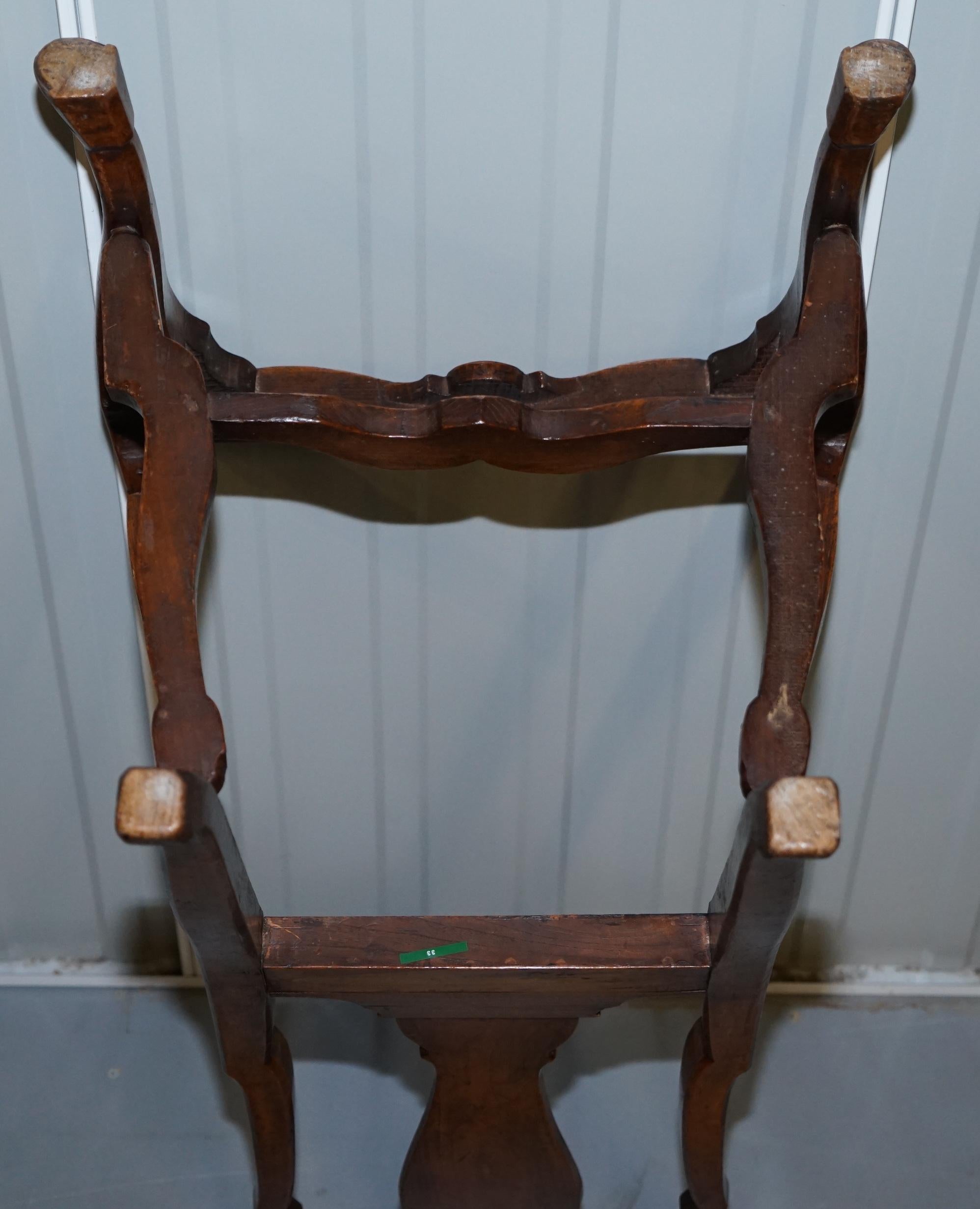 Rare Set of Six 18th Century circa 1760 Dutch Elm Marquetry Inlaid Dining Chairs For Sale 8